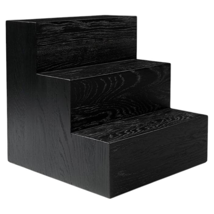 Tavolino Monolit, in legno massello, di Cezar Moldovan x Arbore