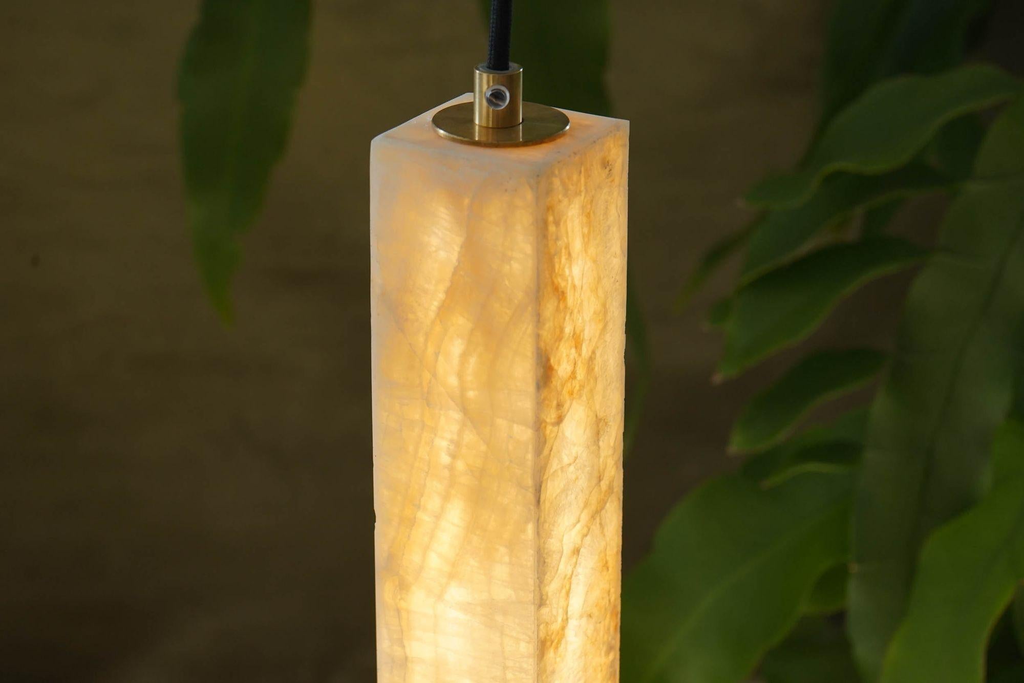 Ciondolo scultoreo Monolite in Onice, design di Silvio Piattelli in vendita 1