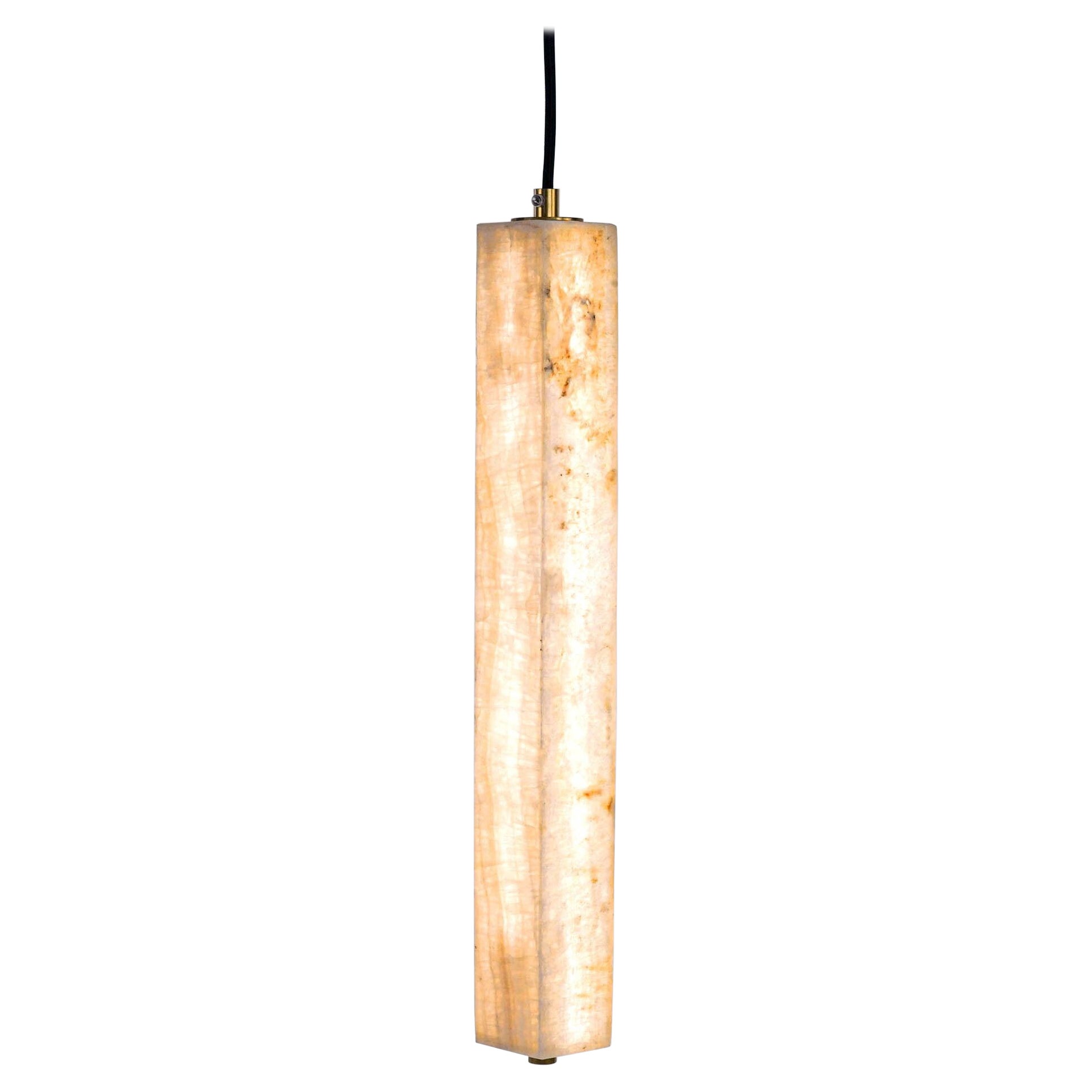 Pendentif sculptural Monolite en onyx, conçu par Silvio Piattelli en vente