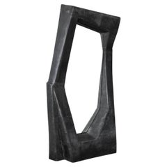 Specchio da terra Monolith di VAVA Objects, specchio in fibra di vetro realizzato a mano in Svezia