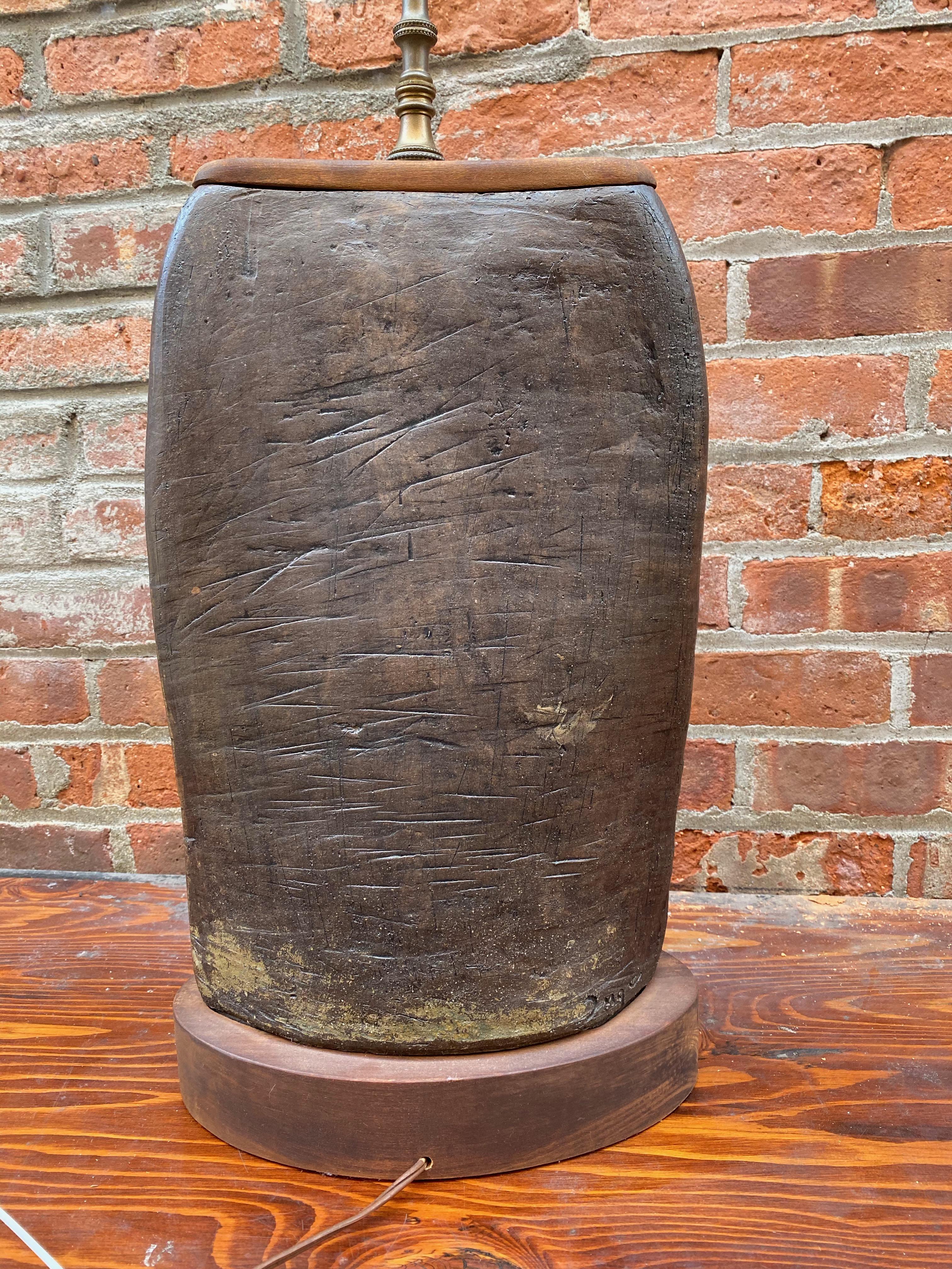 Monolithic 1960s Studio Pottery Table Lamp Signed Inge In Good Condition In Garnerville, NY