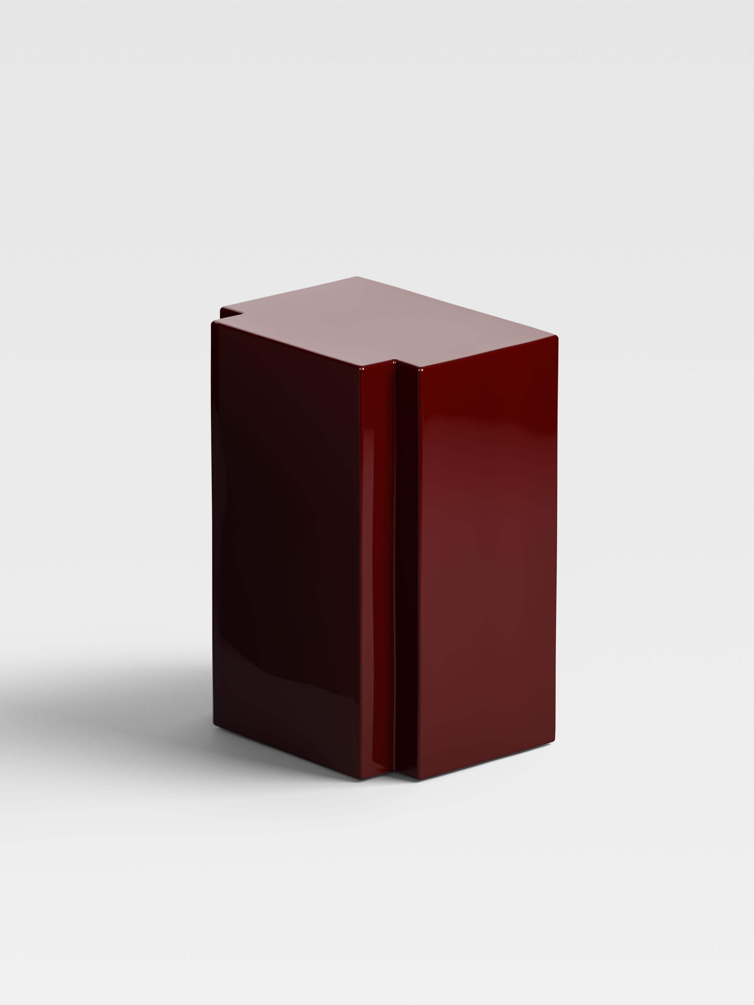 Modern Monolithic Side Table in Burgundy Red Lacquer Handcrafted in Italy For Sale