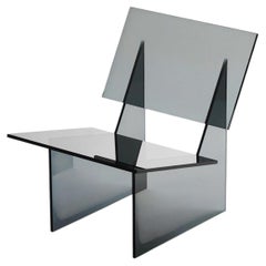 Fauteuil « Monolog Invisible » de Glass Variations, en verre noir transparent
