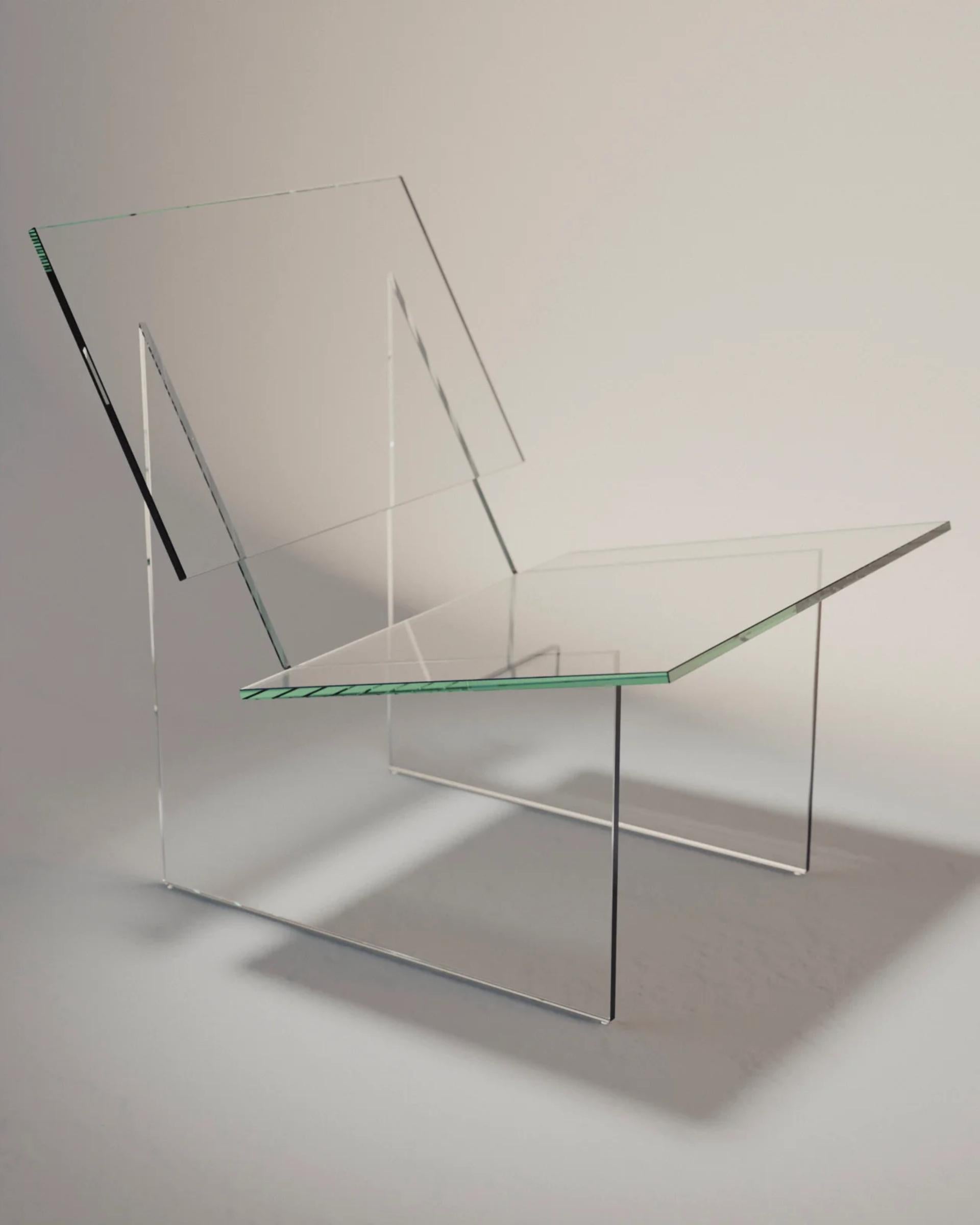 MONOLOG Poltrona Invisibile di Glass Variations
Dimensioni: L 55 cm (21,65 in) x P 65 cm (25,6 in) x H 65 cm (25,6 in)
Materiali: Vetro

Sorprendente perché quasi invisibile, la poltrona MONOLOG è un pezzo unico di design della collezione Glass