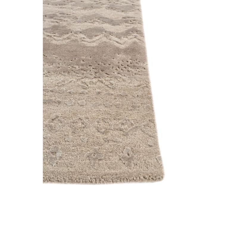 Modern Monotone Echelon Classic Gray & Shale 168x240 cm Hand Knotted Rug For Sale