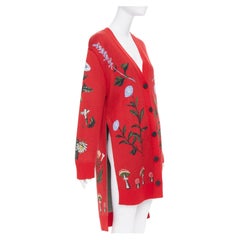 MONSE 2022 Magic Garden: cardigan oversize in lana rossa con motivo jacquard a funghetti, taglia S