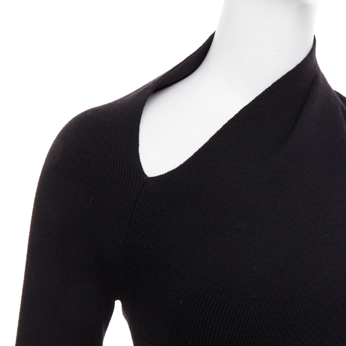 MONSE black extrafine merino wool cut out cold shoulder sweater XS For Sale 2