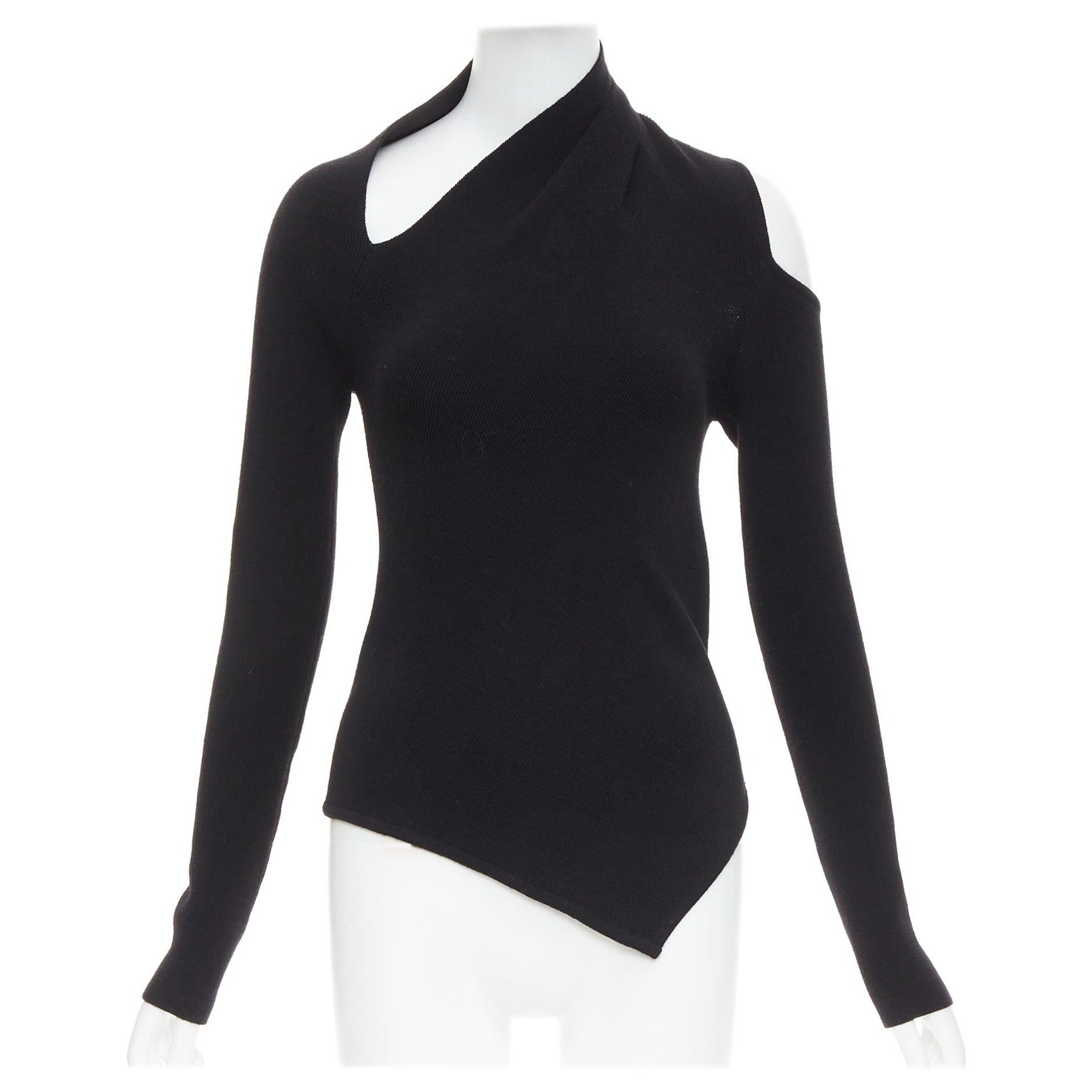 Monse nero in lana merino extrafine con taglio sulla spalla XS