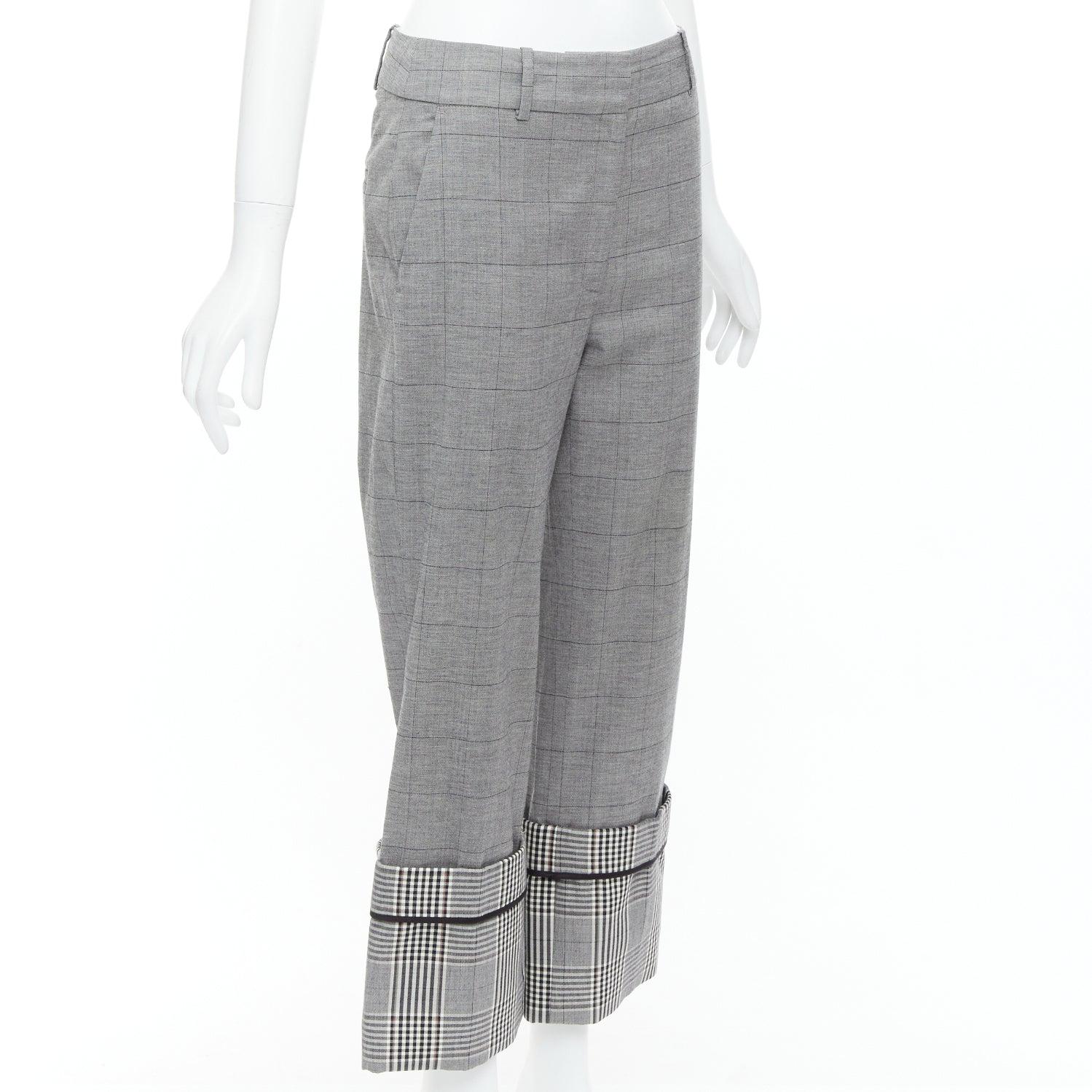 MONSE graue Wolle  Kontrastfarbene karierte Hose mit umgeschlagenem Saum US2 S (Grau) im Angebot