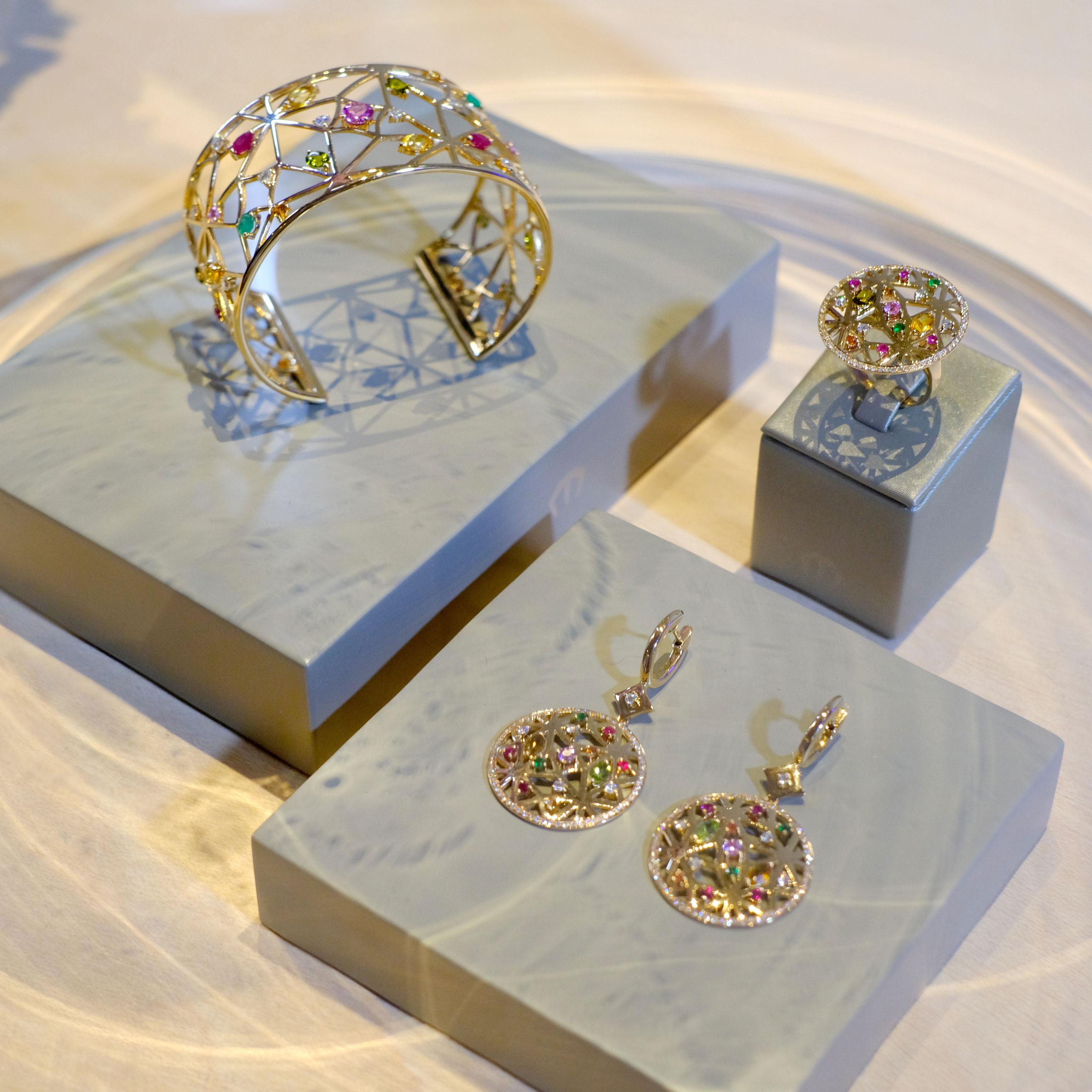 Contemporary Monseo Rose Gold Diamond Peridot Tsavorite Quartz Ruby Drop Earrings For Sale
