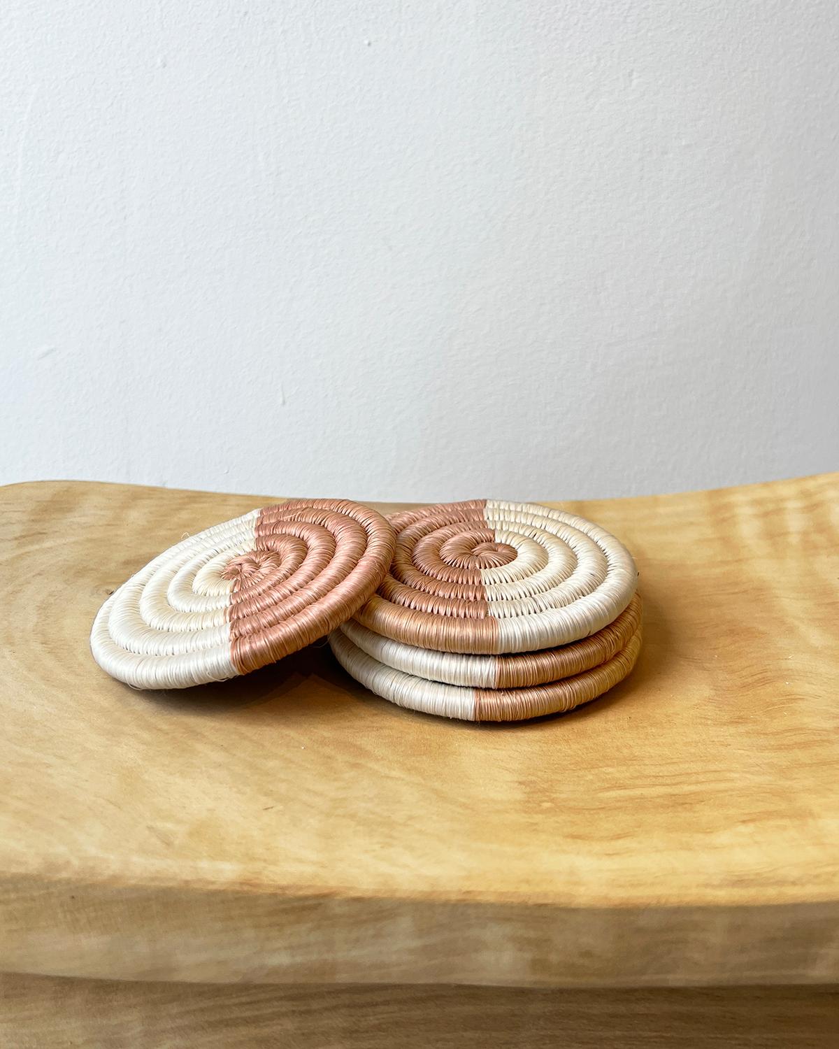 Colombian Monserrate Hand-Woven Coasters in Salmon Pink, set of 4 For Sale