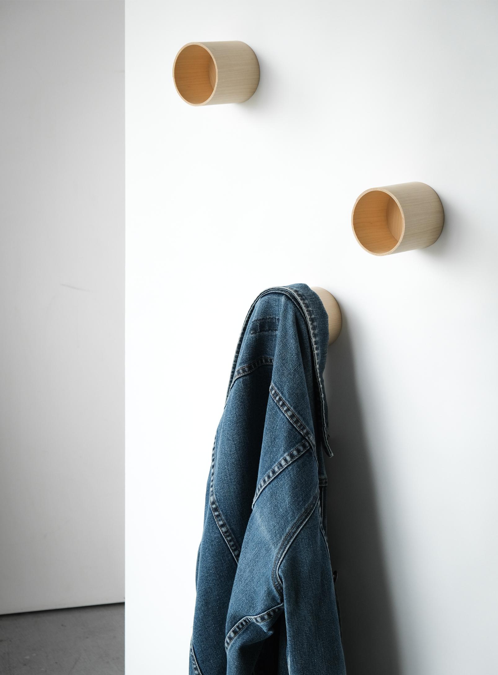 Juego de ganchos de pared de 3 piezas Monsieur DressUp Mannequin by Loyal Loot en Nuevo estado para la venta en calgary, CA