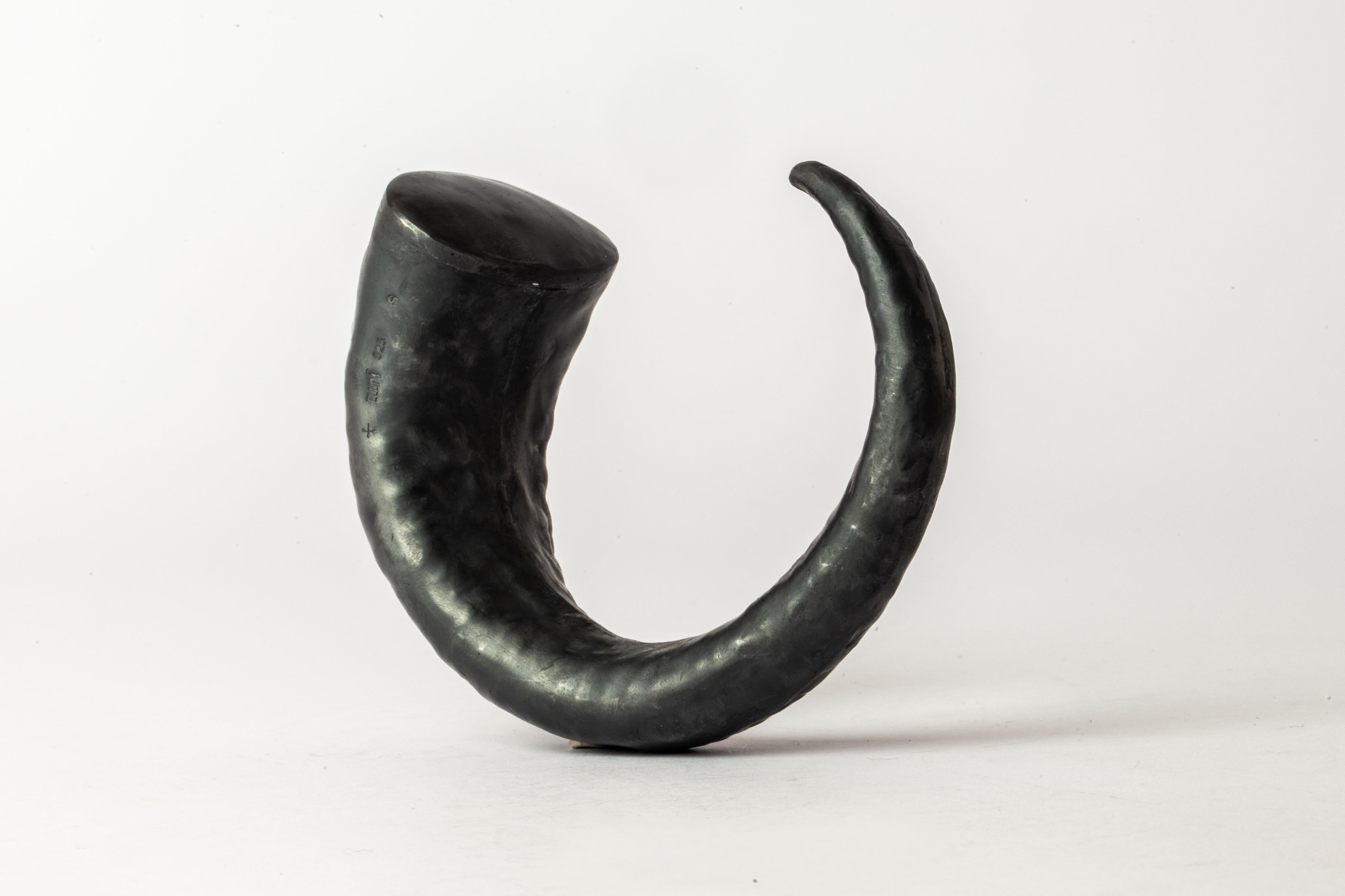 Monster Horn Bracelet (KA) For Sale 2