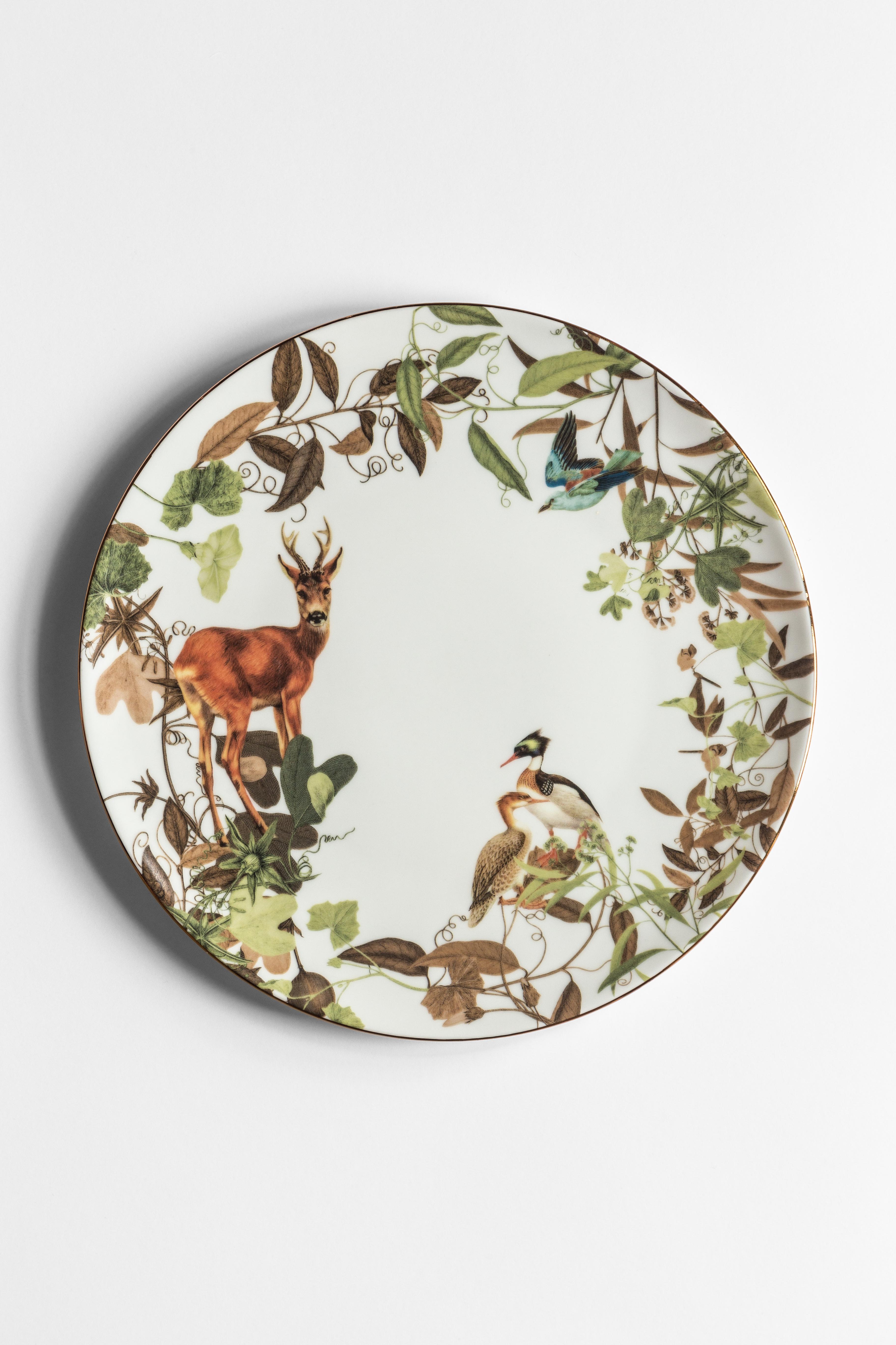 Porcelaine Six assiettes plates en porcelaine contemporaine Mont Blanc à motifs décoratifs en vente
