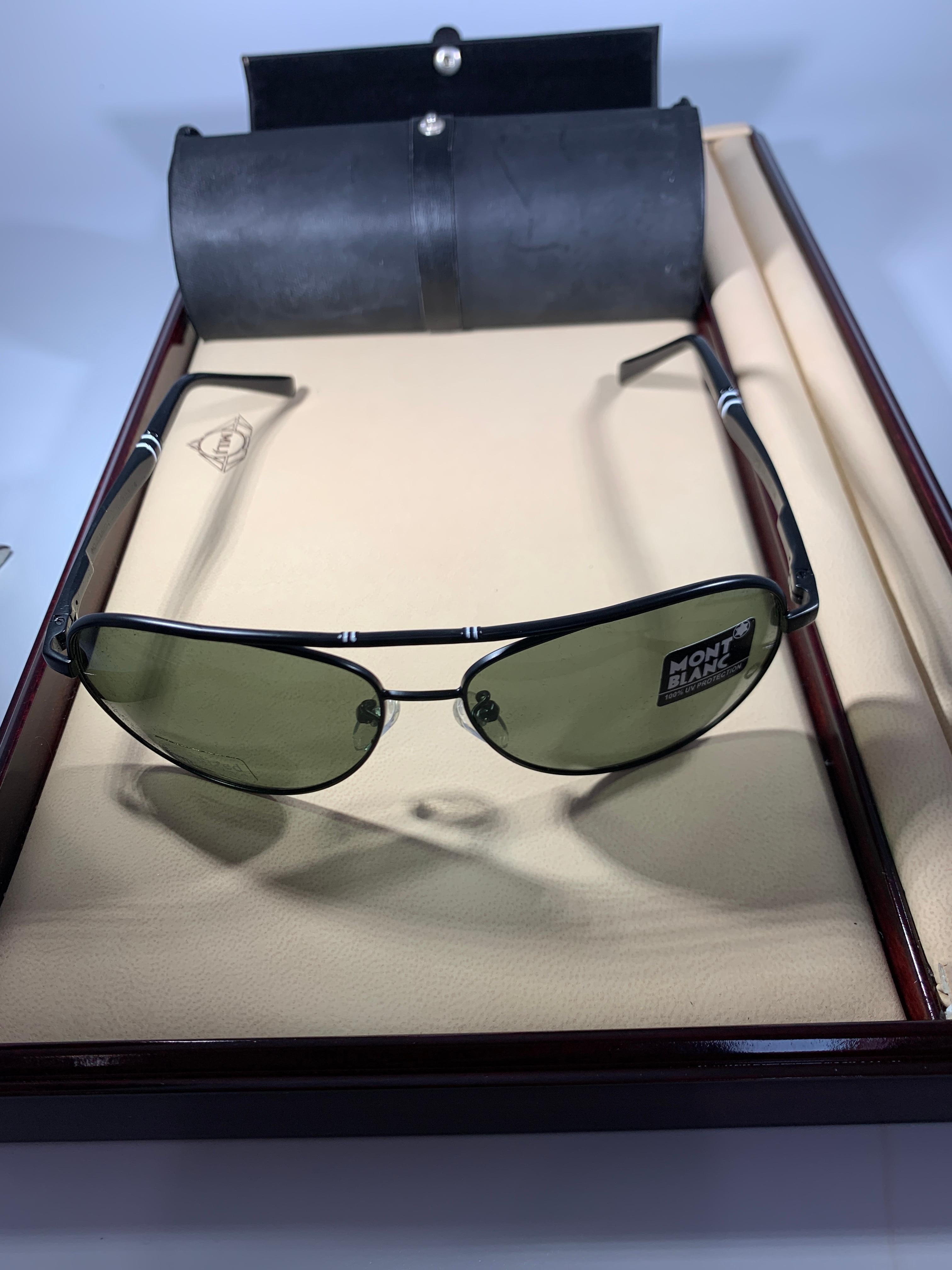 Mont-Blanc Pré-aimé  2938  63-13 -130 Noir  lunettes de soleil pour hommes, Made in Italy
Lunettes de soleil Pre Loved

Remboursement total garanti. 
Bijouterie Monalisa Inc.
Nous sommes situés à New York