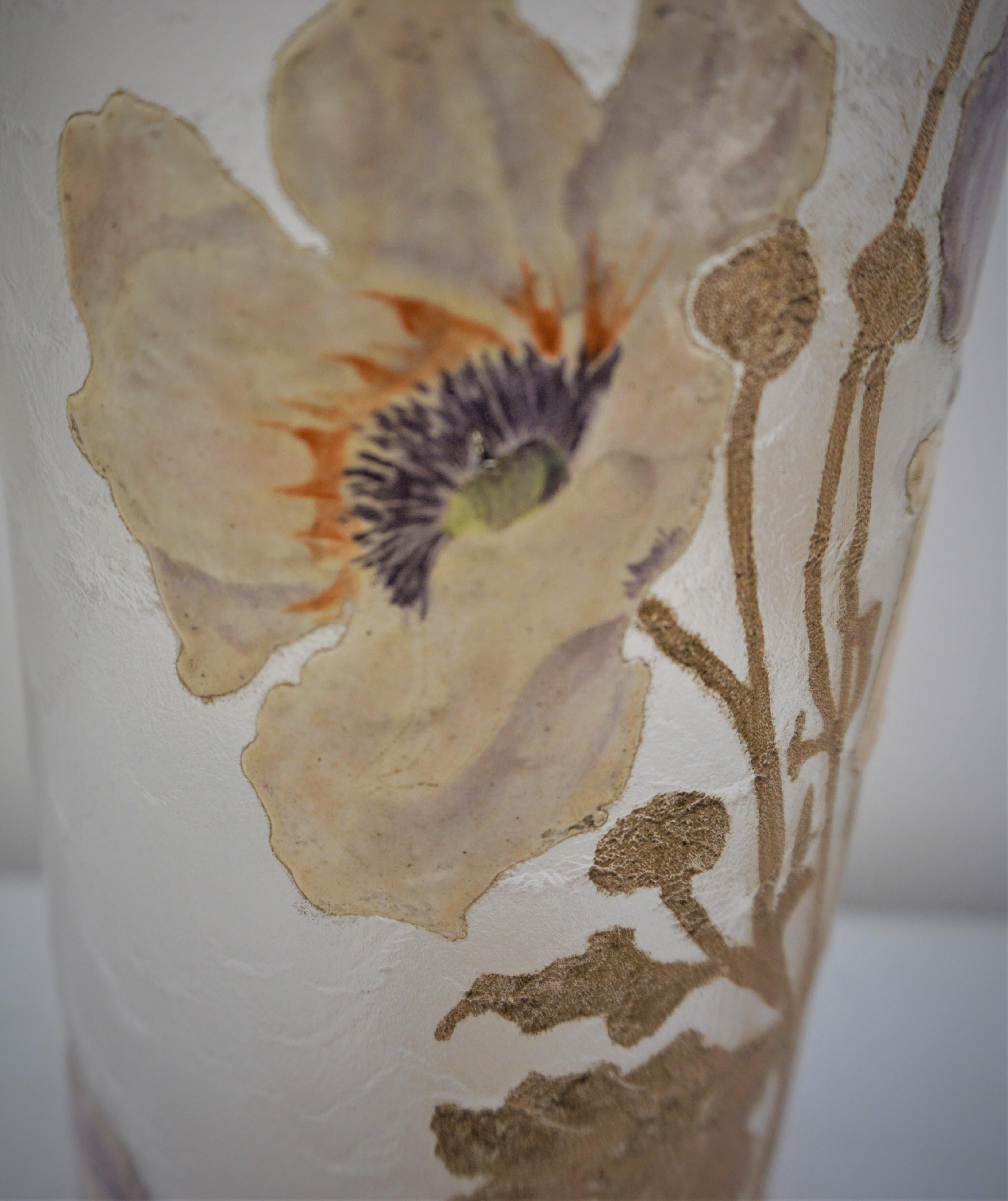 Vase en verre peint camée Art Nouveau Joye de Mont en vente 1