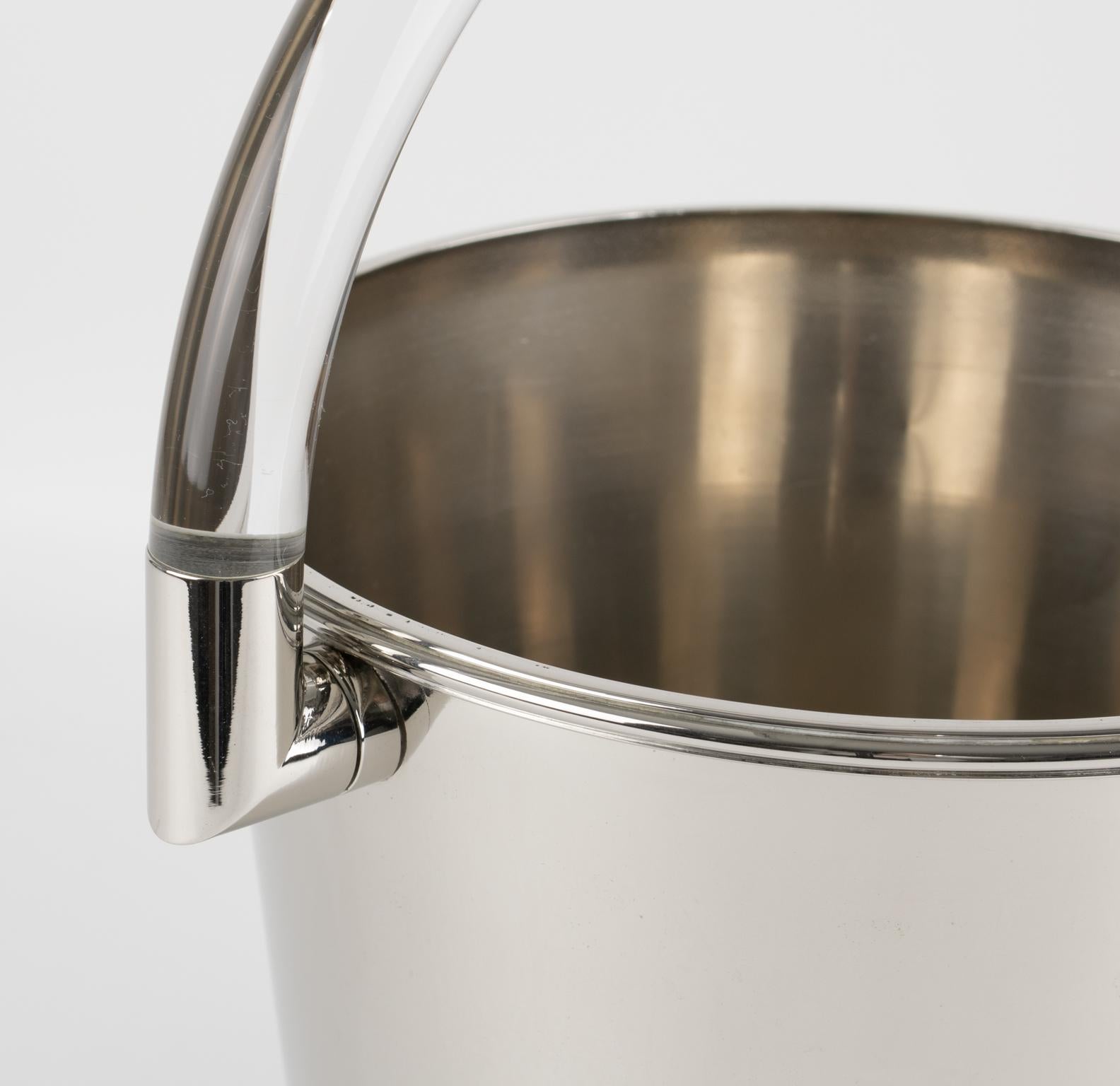 Montagnani Firenze Modernist Barware Chrome and Lucite Memphis Ice Bucket For Sale 5