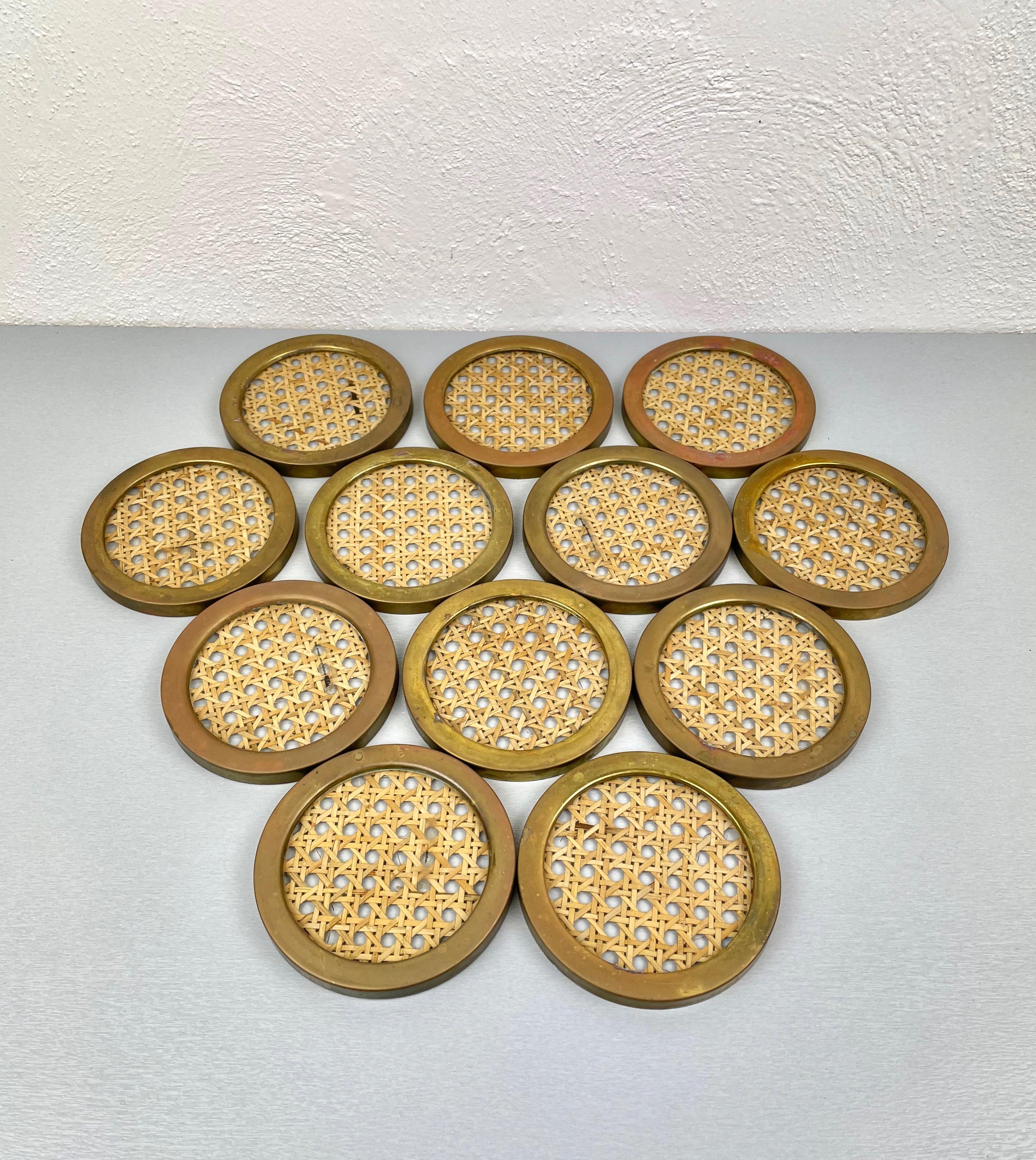 Mid-Century Modern Montagnani Lucite Wicker Brass Barware Coaster, 14 Pieces, Italy, 1970s