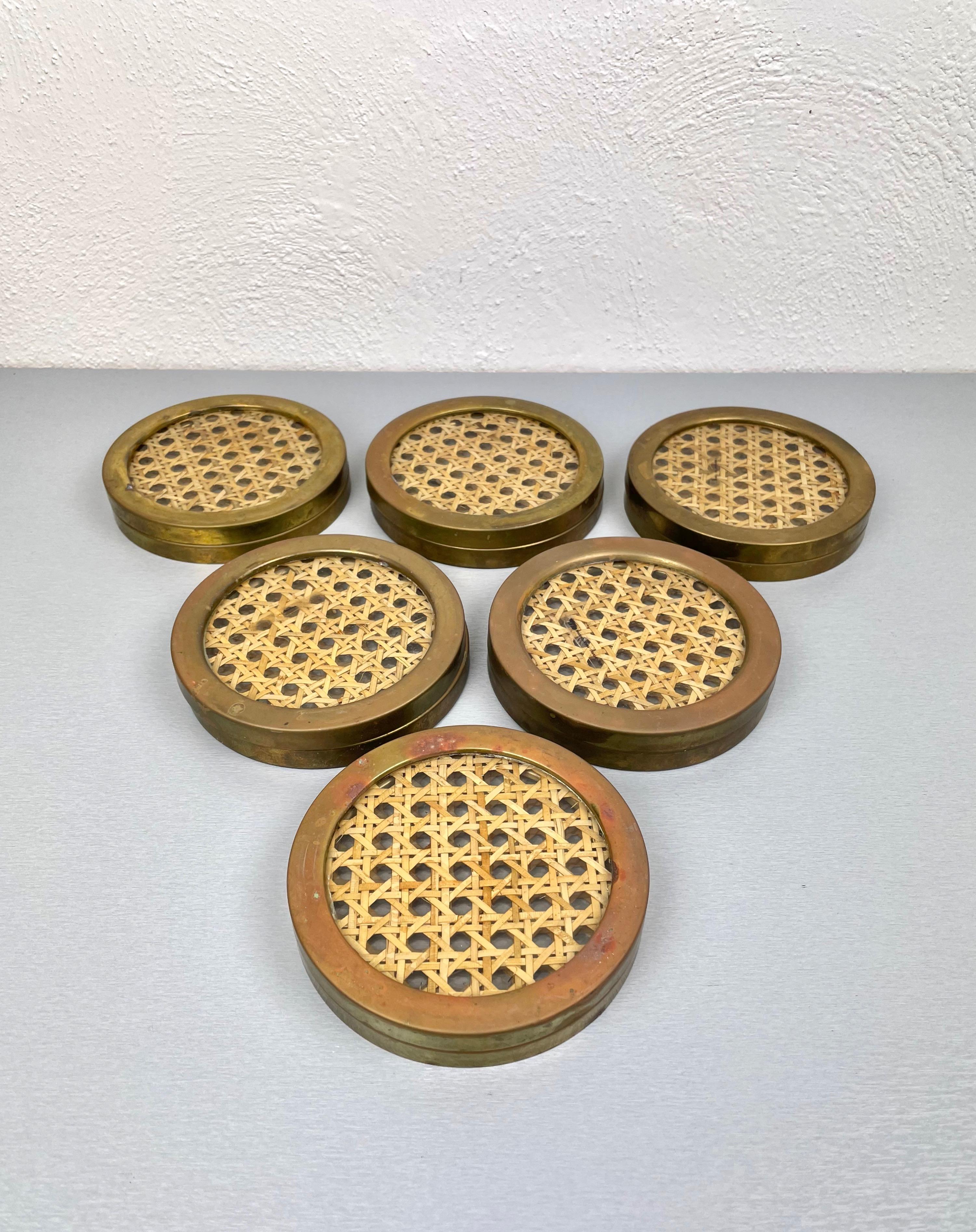 Montagnani Lucite Wicker Brass Barware Coaster, 14 Pieces, Italy, 1970s 2