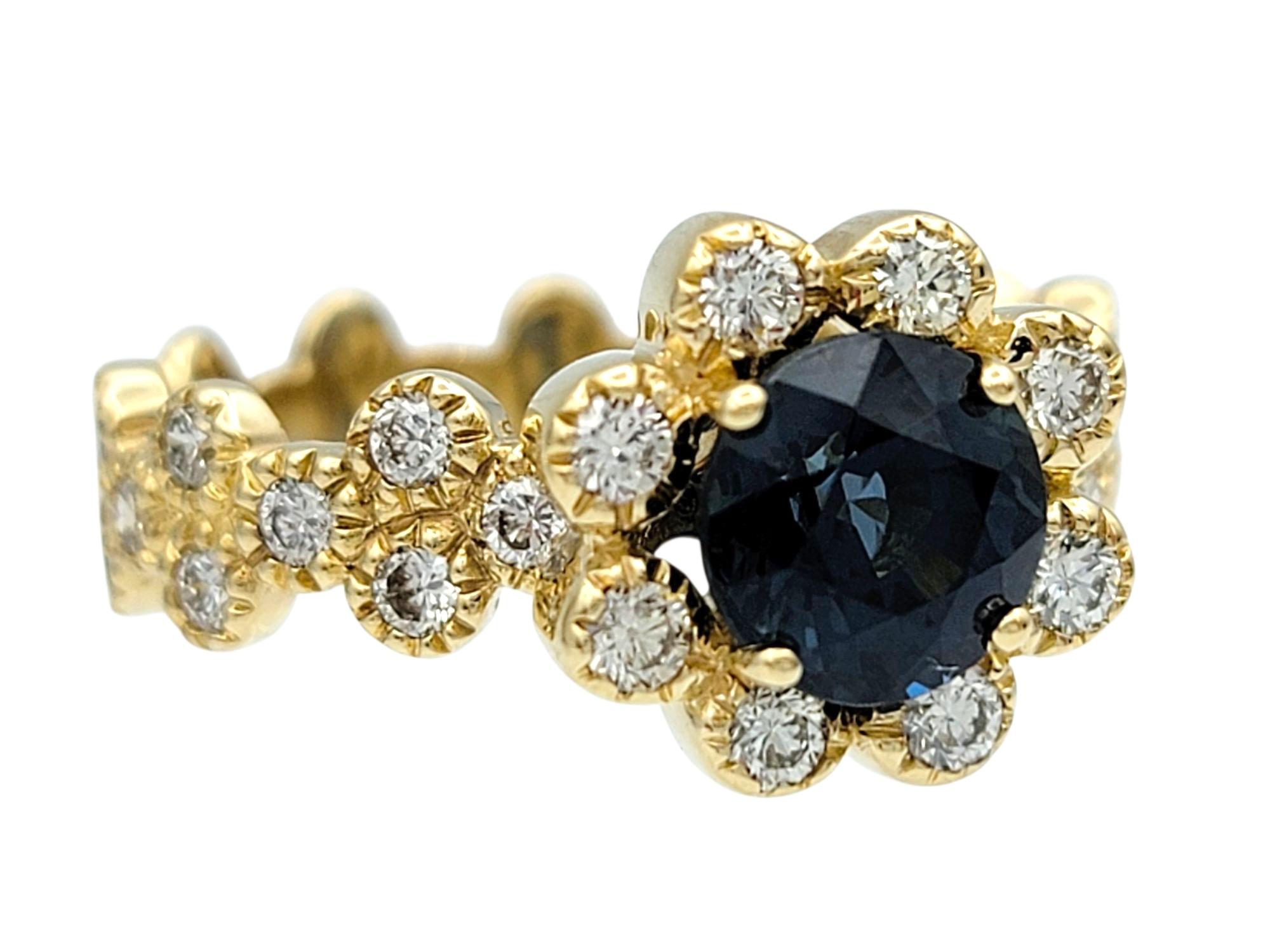 Contemporain Montana Blue Sapphire and Diamond Halo Flower Motif Ring in 14 Karat Yellow Gold en vente