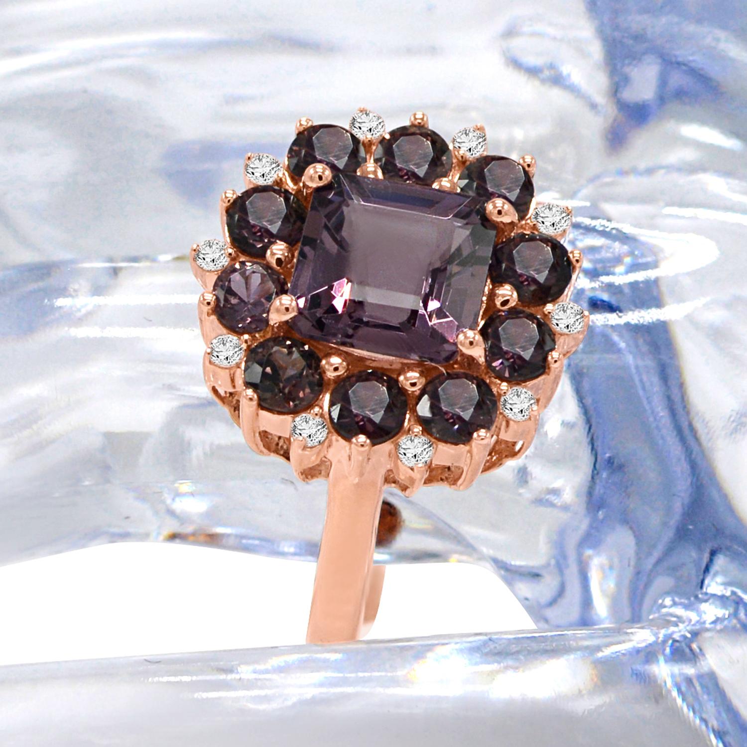 Montana color change Sapphire and Spinel Ring & Diamonds 18 Karat Rose Gold For Sale 1