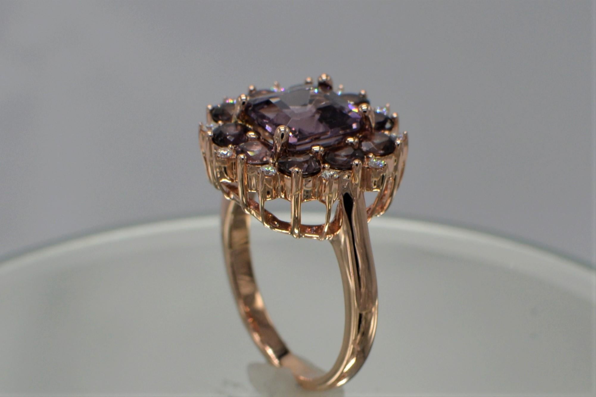 Montana color change Sapphire and Spinel Ring & Diamonds 18 Karat Rose Gold For Sale 3