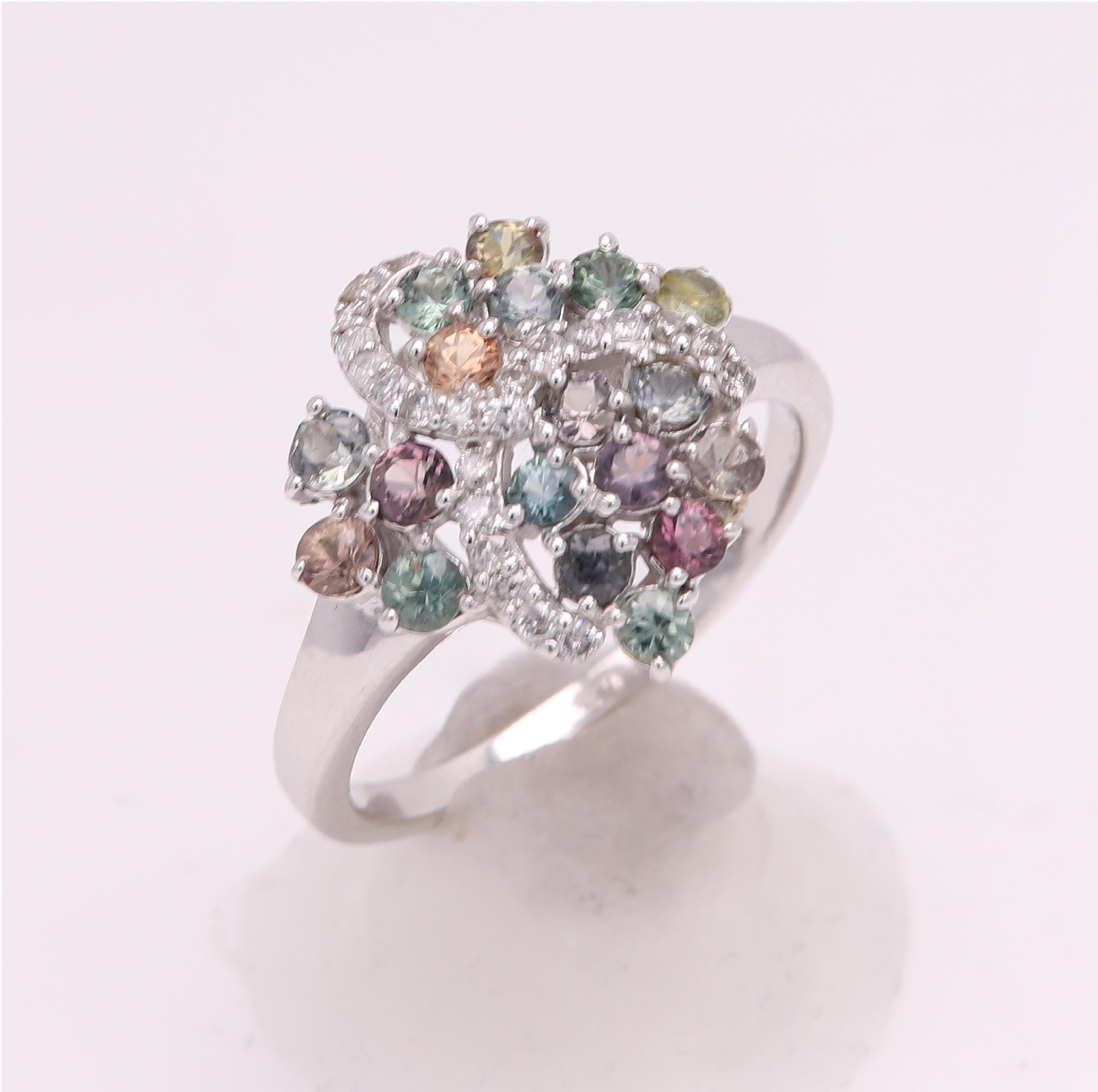  GIA  Certified Montana Sapphire Cluster Ring & Diamonds 18 Karat White Gold . For Sale 8