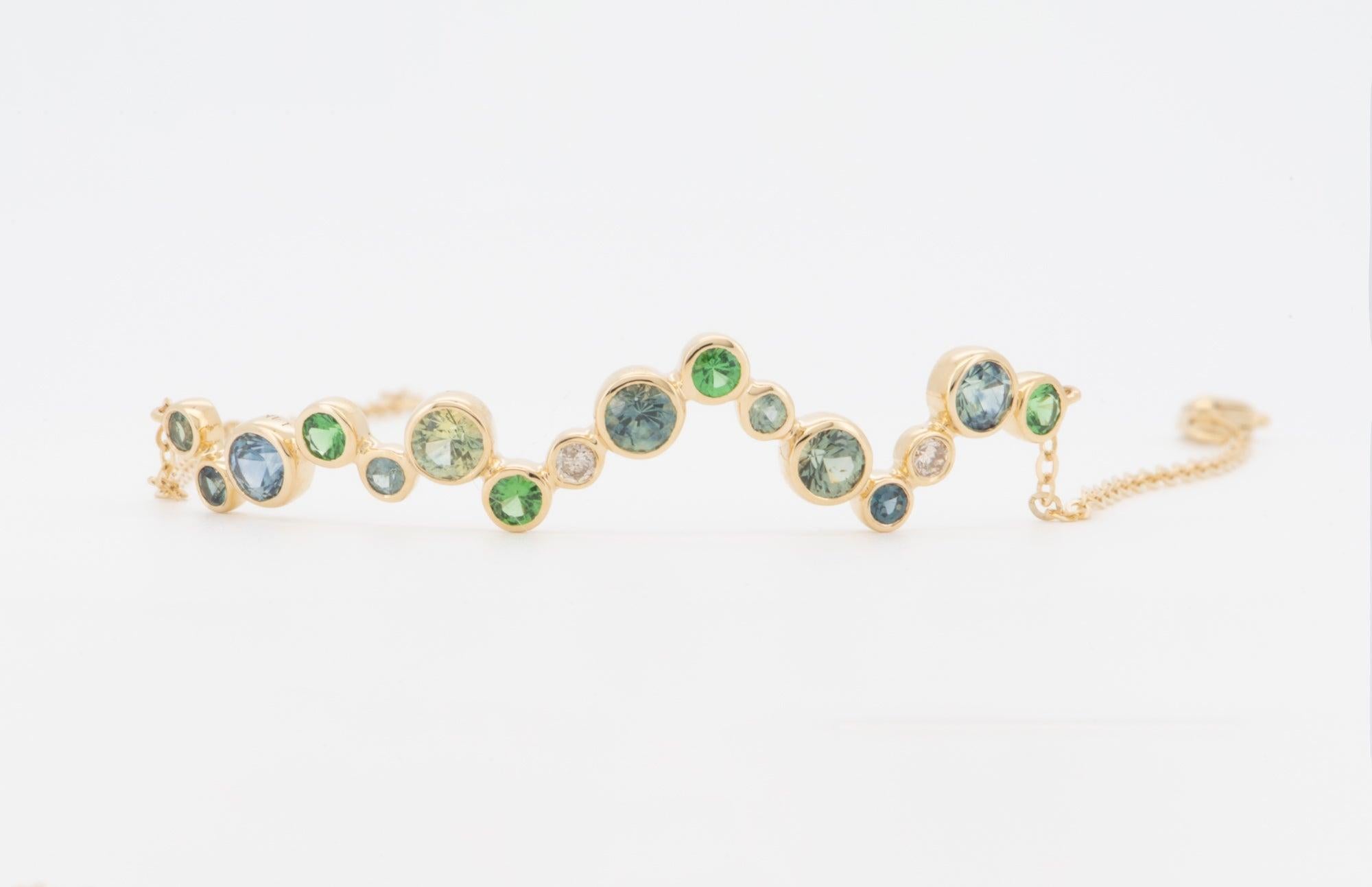 Montana Sapphire and Diamond Bubbles Bracelet 14K Gold R2105 In New Condition For Sale In Osprey, FL