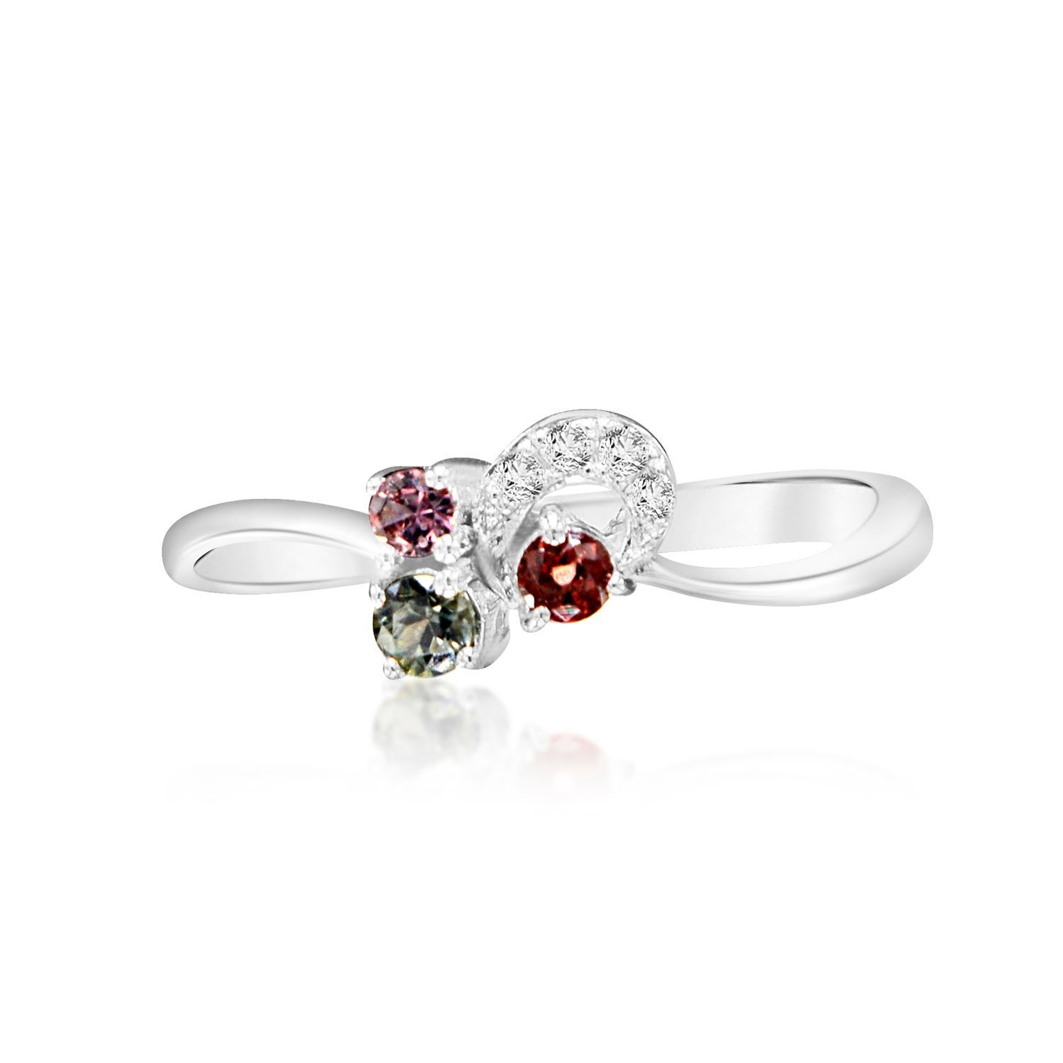Women's Montana Sapphire and Diamond Ring 18 Karat White Gold For Sale