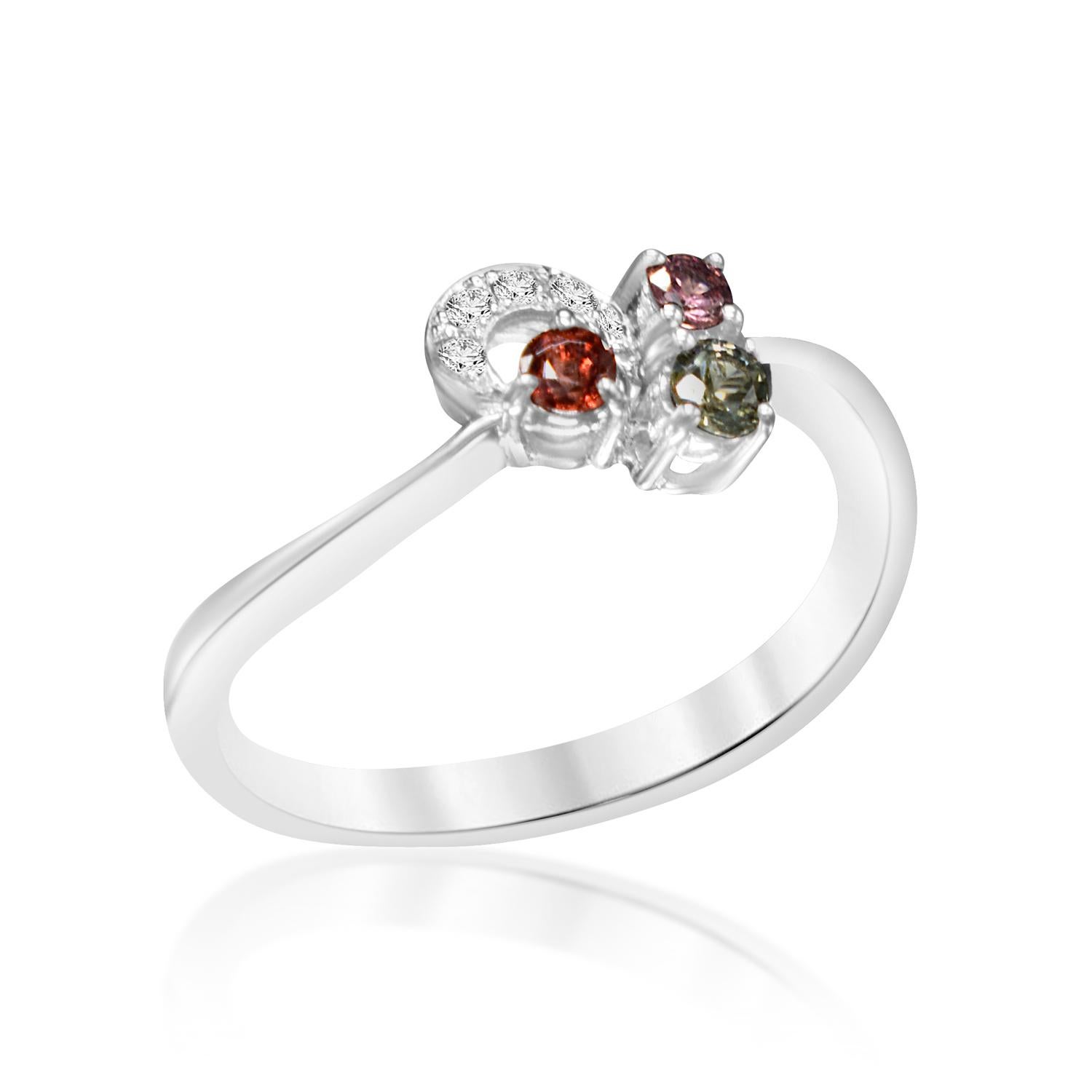 Montana Sapphire and Diamond Ring 18 Karat White Gold For Sale 2