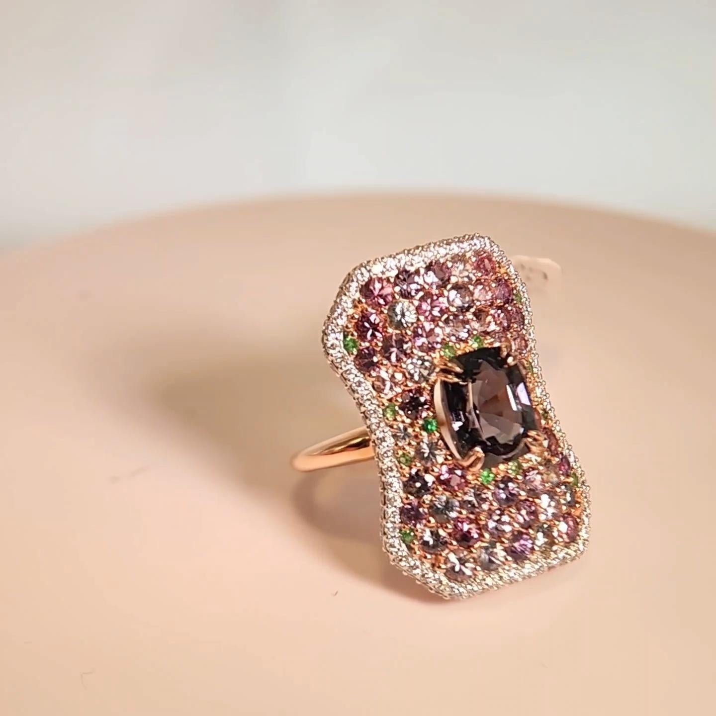 Montana Sapphire and Spinel Ring 14 Karat Rose Gold Cushion Shape Spinel For Sale 9