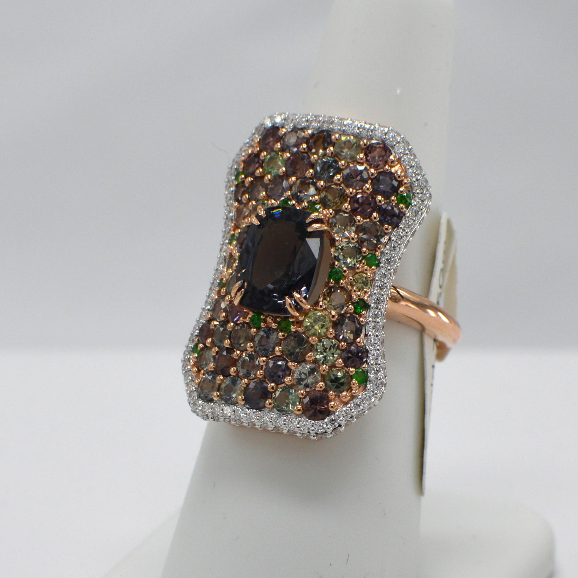 Montana Sapphire and Spinel Ring 14 Karat Rose Gold Cushion Shape Spinel For Sale 2