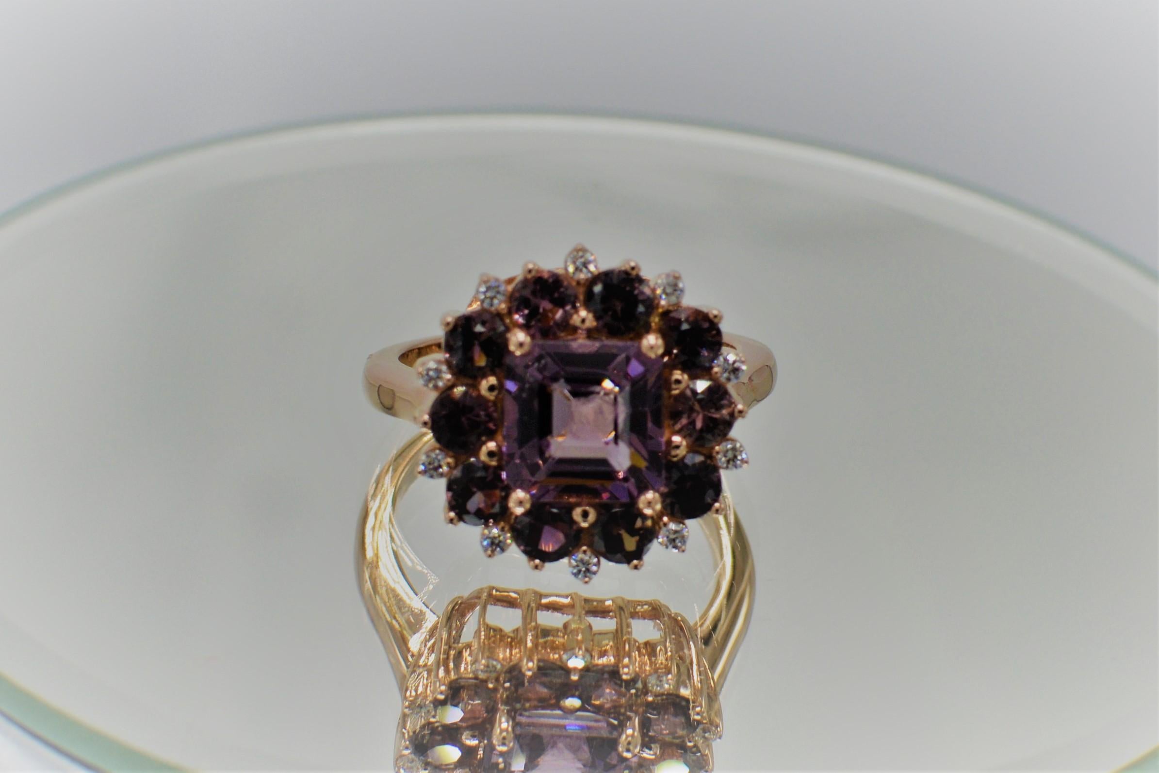 Montana color change Sapphire and Spinel Ring & Diamonds 18 Karat White Gold  For Sale 1