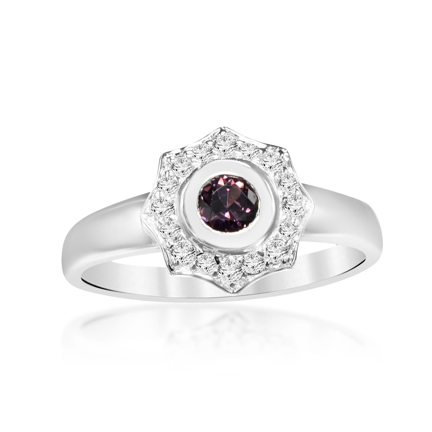 Round Cut Montana Sapphire Flower Ring and Diamonds 18 Karat White Gold For Sale