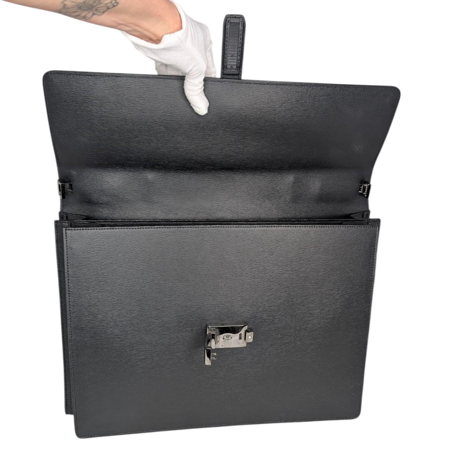 Montblanc 4810 Westside Double Gusset Calfskin Briefcase für Damen oder Herren im Angebot