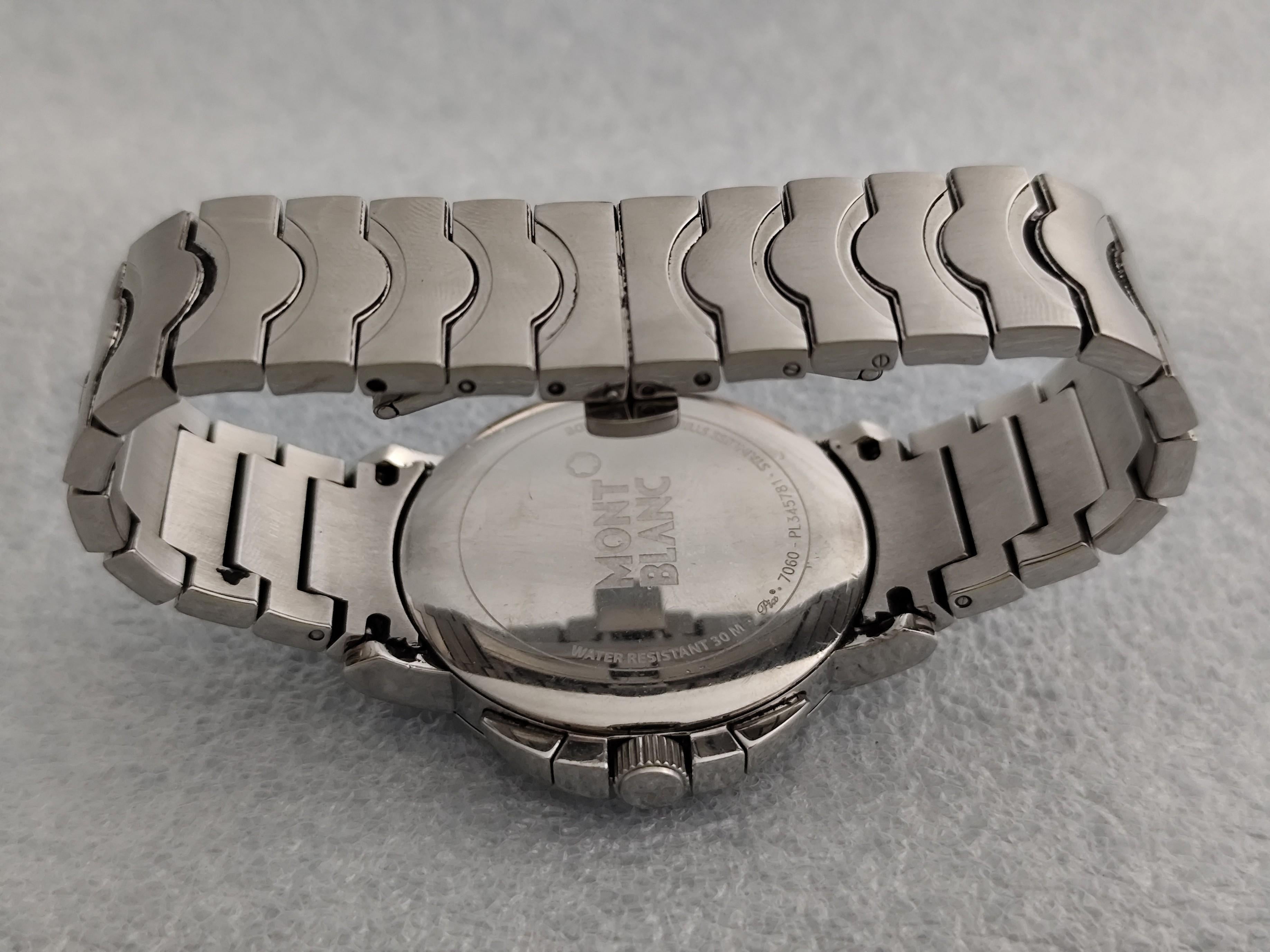 Montre Montblanc 7060 Summit Chronograph à cadran bleu en acier inoxydable en vente 8