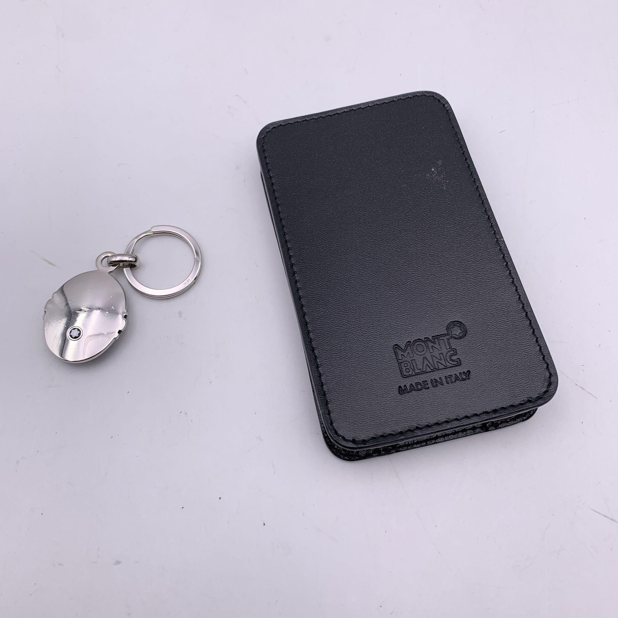 Set di accessori Montblanc con portachiavi in acciaio inossidabile e custodia in pelle nera in vendita 1