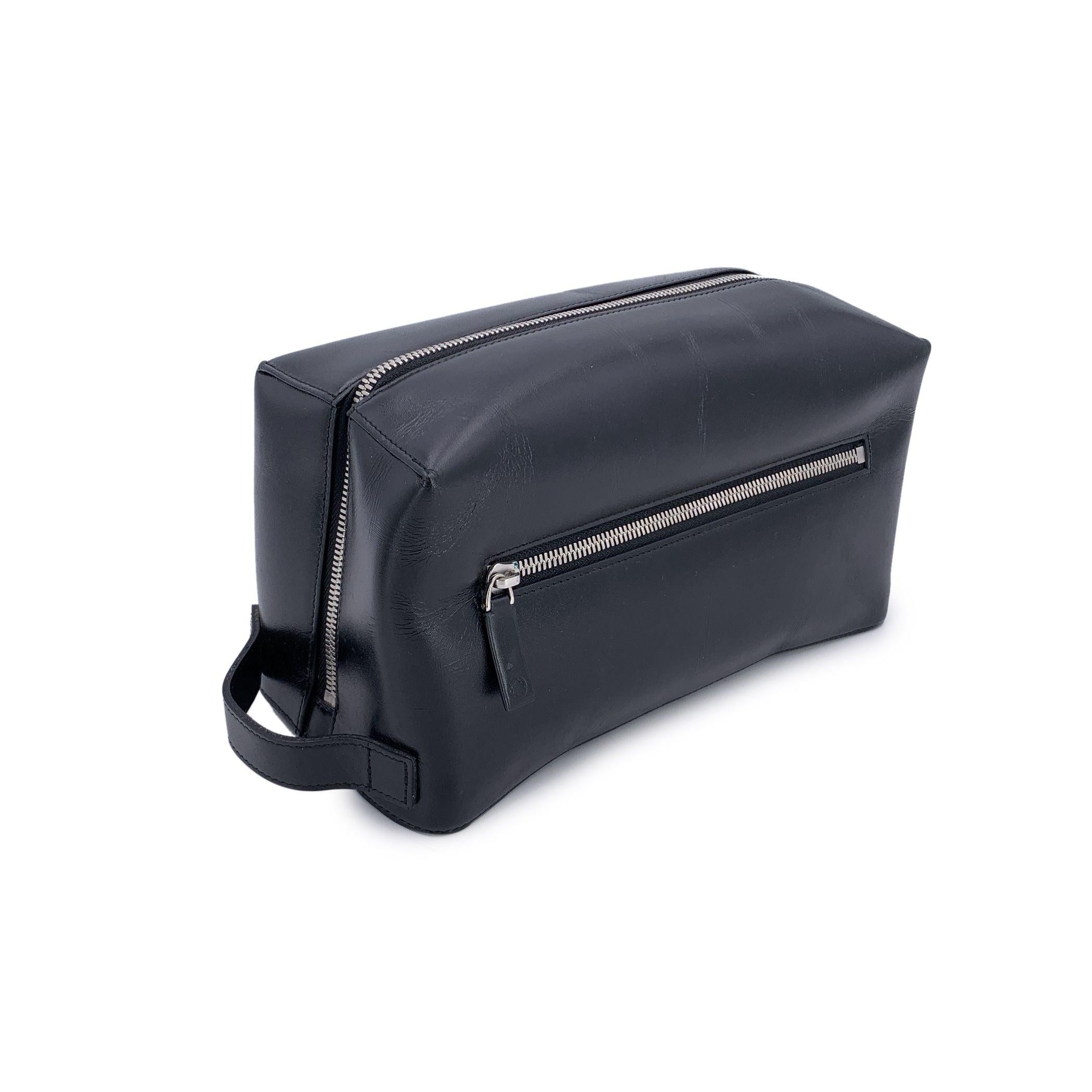 Neceser de piel negro Montblanc Trousse Wash Cosmetic Bag en Bueno estado para la venta en Rome, Rome