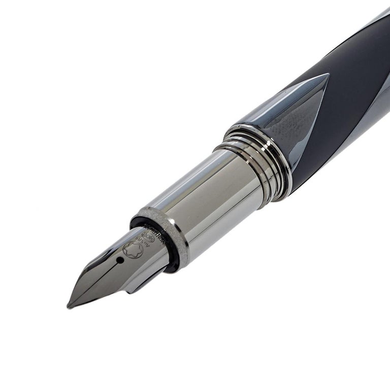 Montblanc uses a modern, minimalist approach with this StarWalker fountain pen bringing the brand's classic design aesthetic and quality materials together. This pen is rendered in dark ruthenium hardware while the interior is in black ceramic,