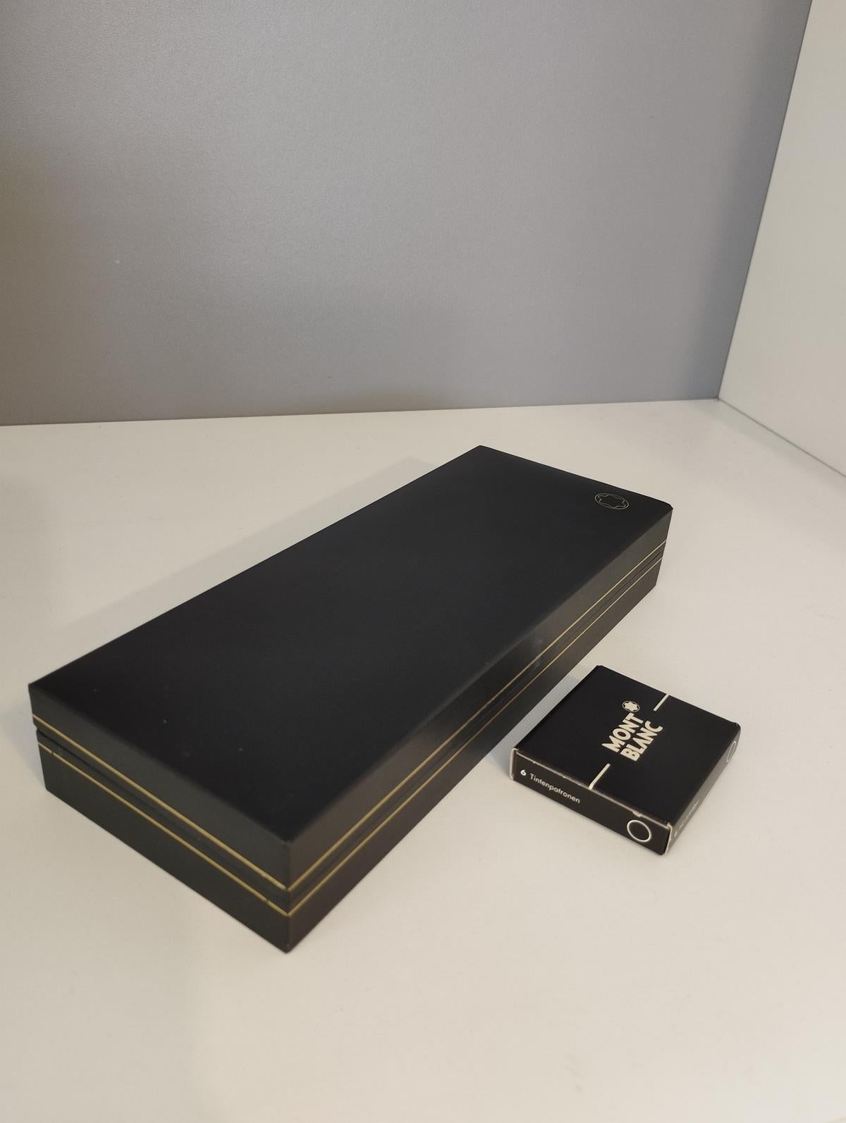 Montblanc Bohème Platinum Fountain Pen For Sale 5