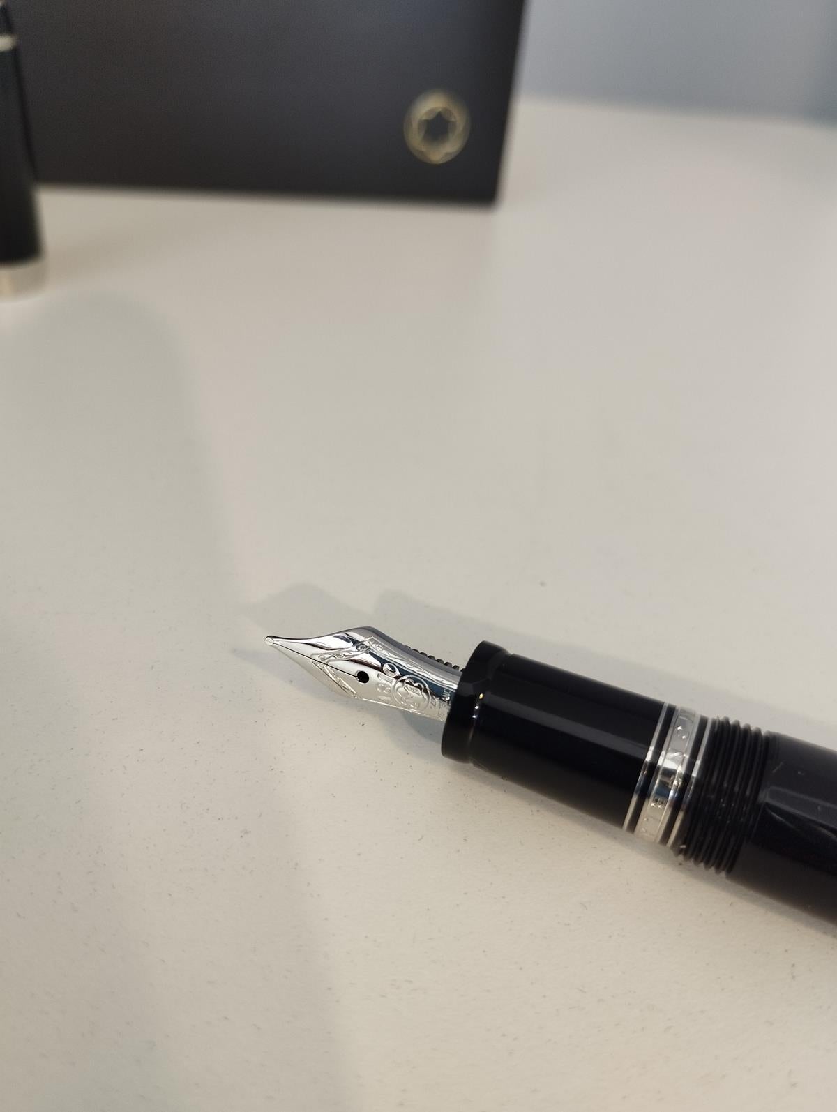 Montblanc Bohème Platinum Fountain Pen In New Condition For Sale In Gazzaniga (BG), IT