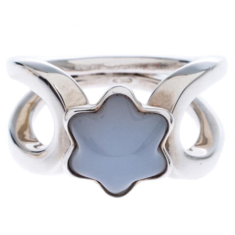 Montblanc Cabochon de Montblanc Milky Quartz Silver Ring Size 50 In Good Condition In Dubai, Al Qouz 2