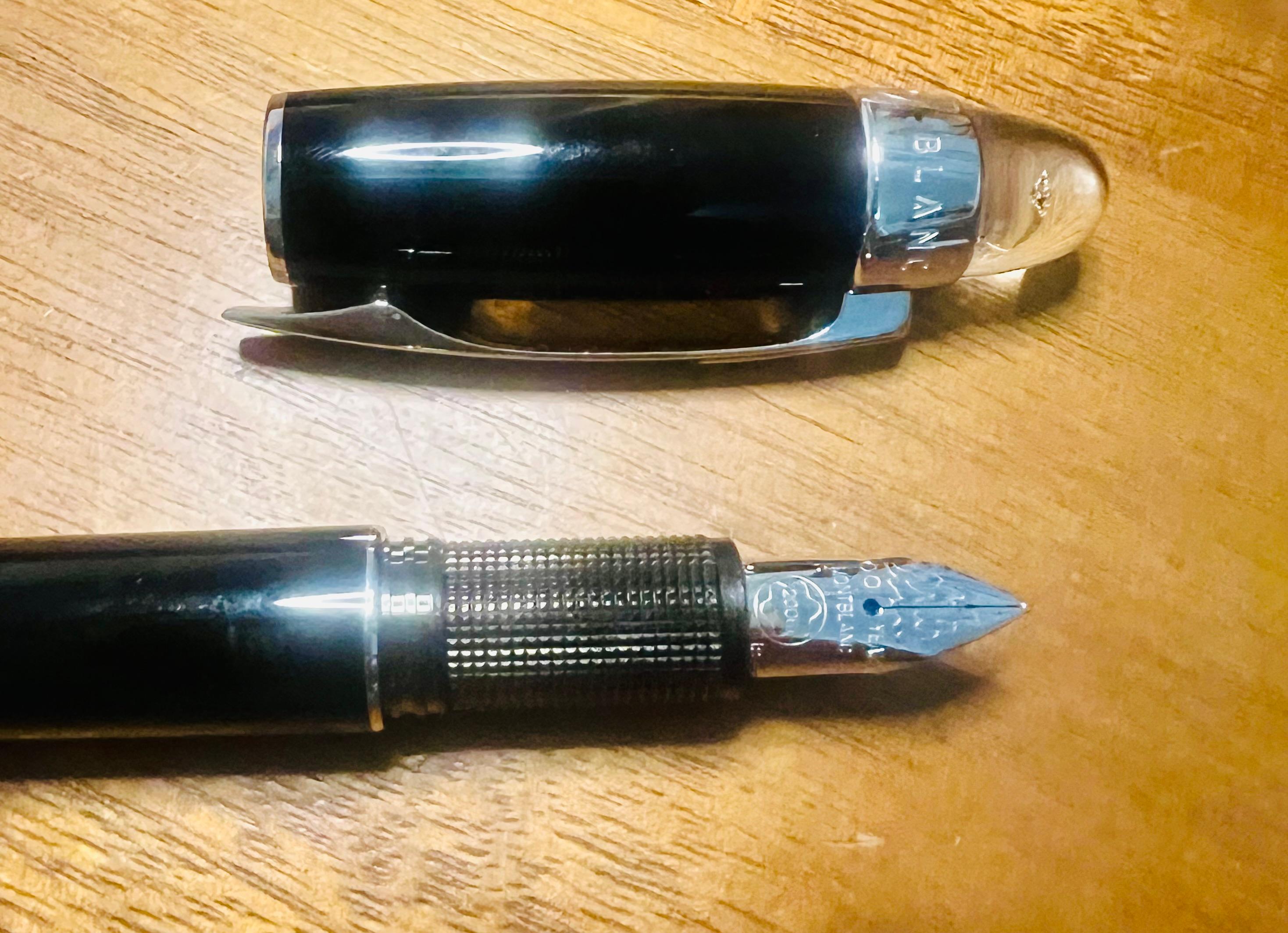 Édition spéciale Montblanc Fountain Pen Star Walker Soulmakers for 100 ans en vente 4