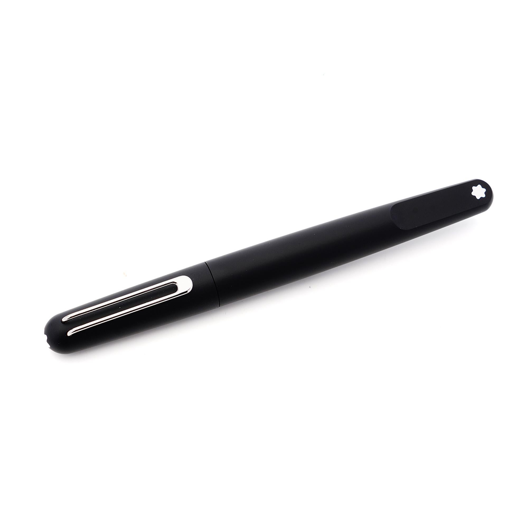 Montblanc M Fountain Pen (Medium Nib) – Black
Model number 116562 

 The model features a magnetic (snap mechanism) cap closure with cap-to-barrel alignment, as well as an additional 'plateau' magnet for the cap to sit on while writing.