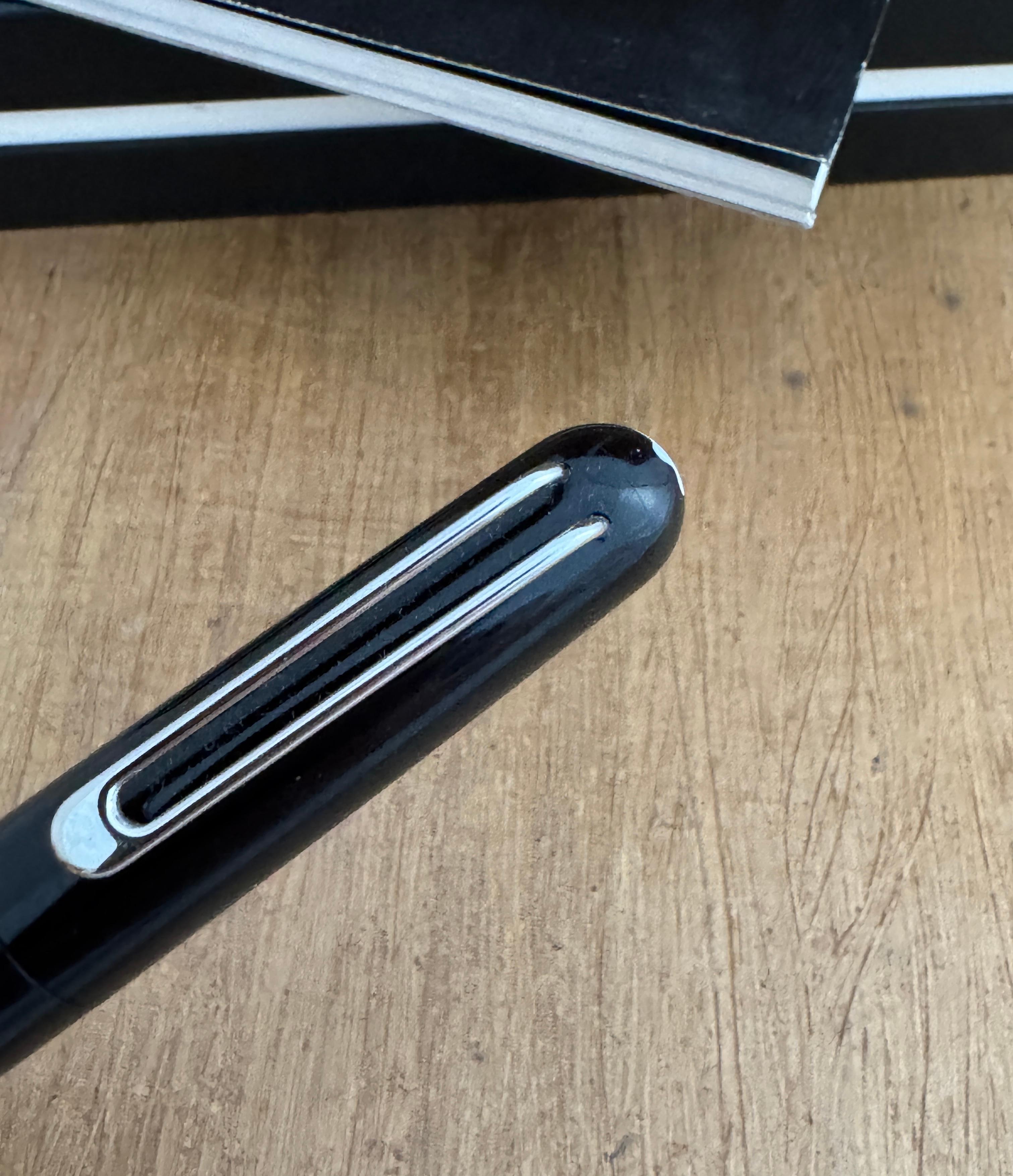 Montblanc Marc Newson Rollerball magnetic Pen Boxed 1