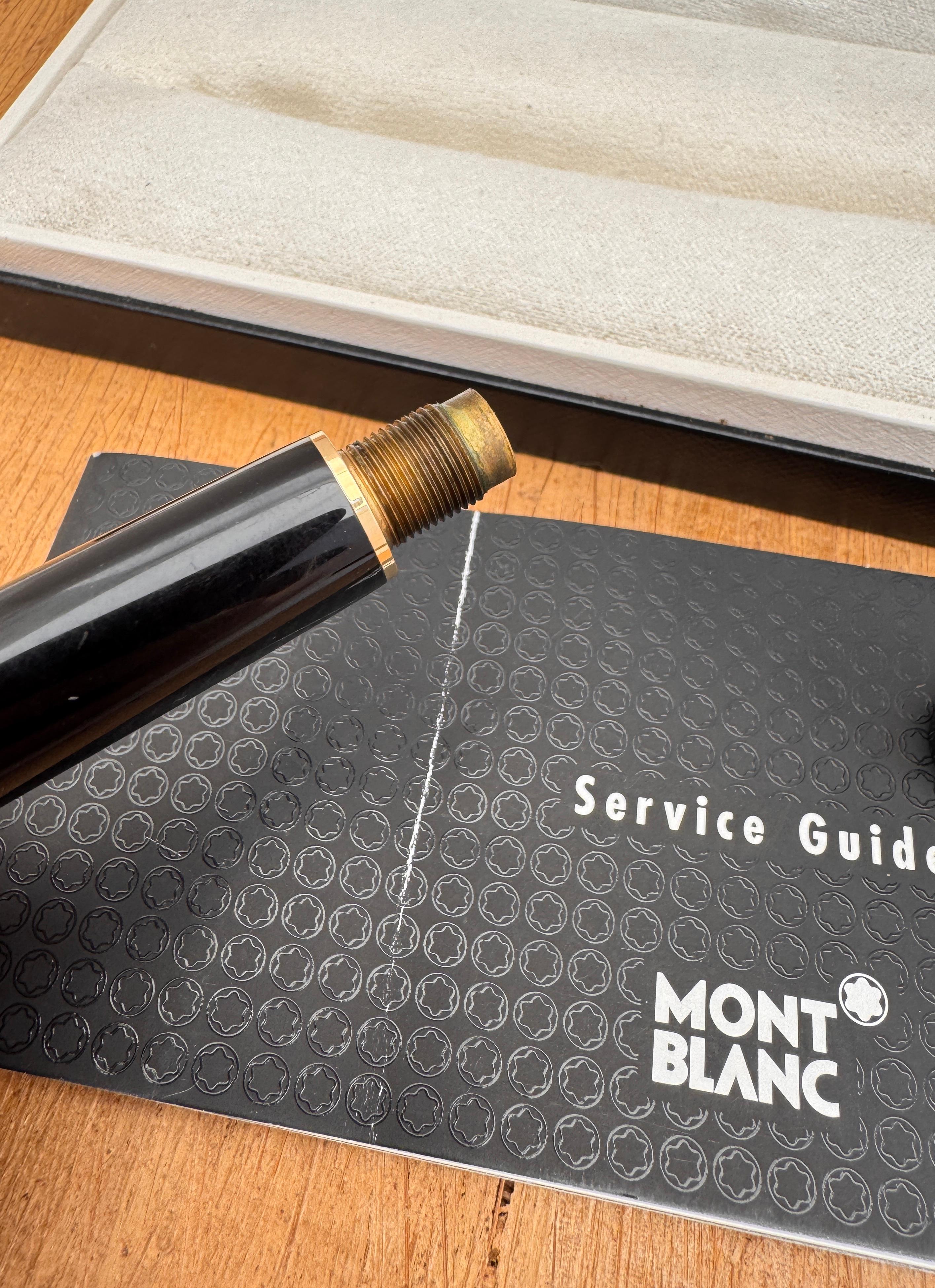 Montblanc Meisterstuck 146 Bicolor 14K Nib Gold Trim Fountain In Original Box For Sale 7