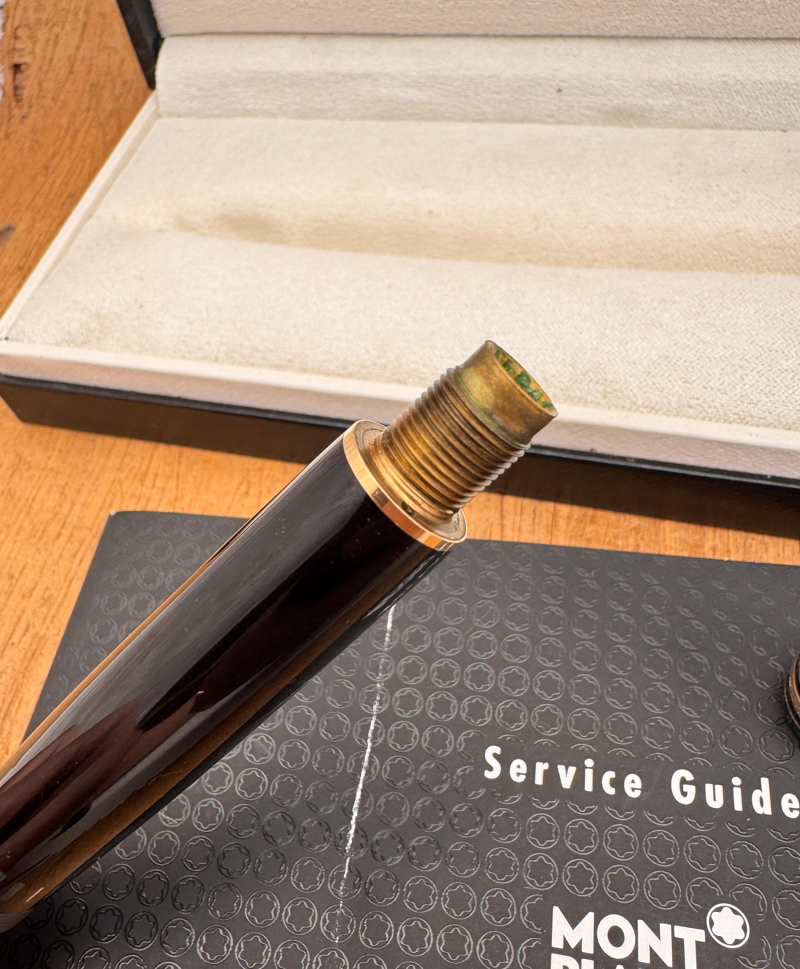 Montblanc Meisterstuck 146 Bicolor 14K Nib Gold Trim Fountain In Original Box For Sale 8
