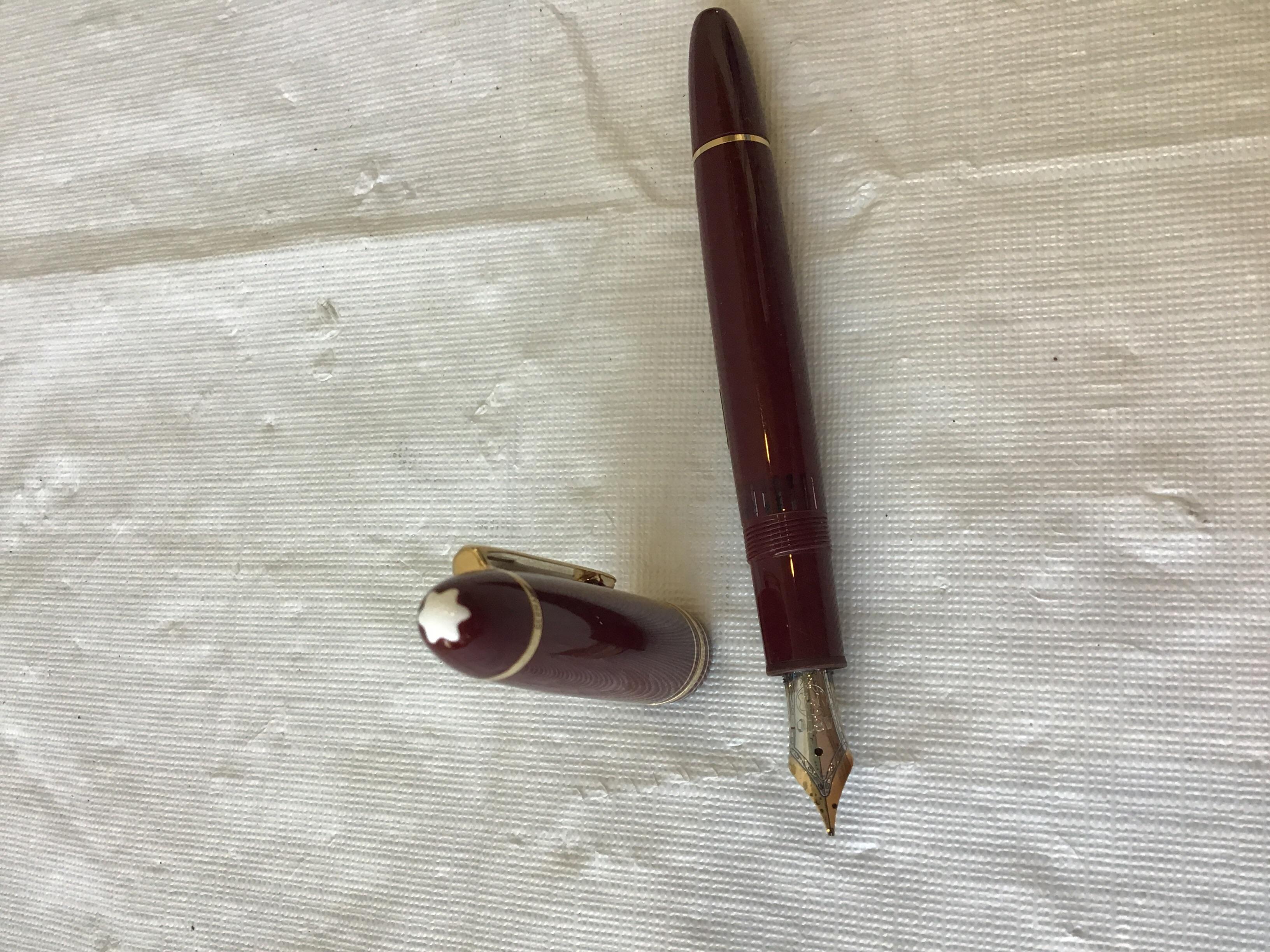 Montblanc Meisterstuck 146 Red Gold Trim Fountain Pen 1