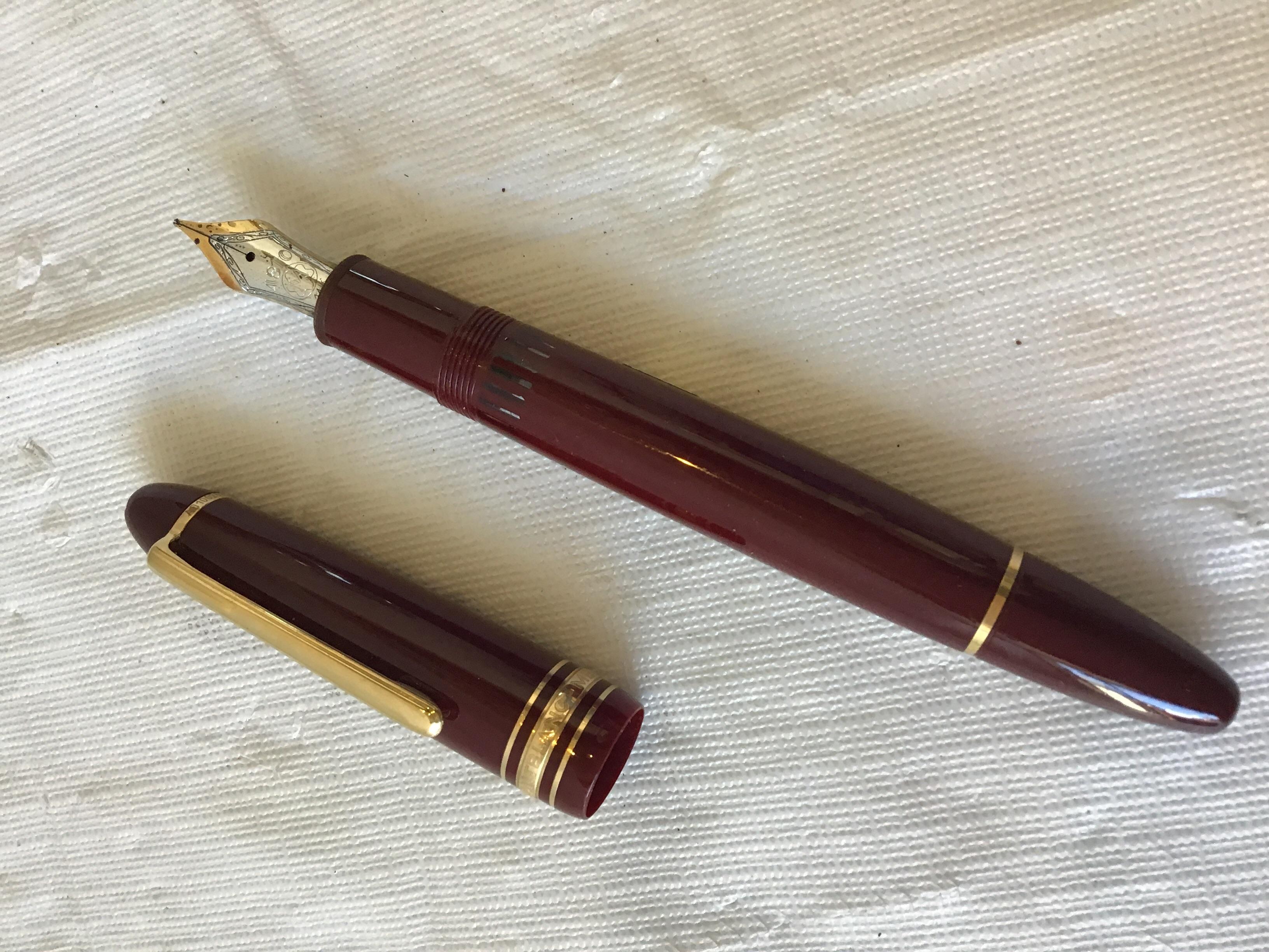 Montblanc Meisterstuck 146 Red Gold Trim Fountain Pen 3