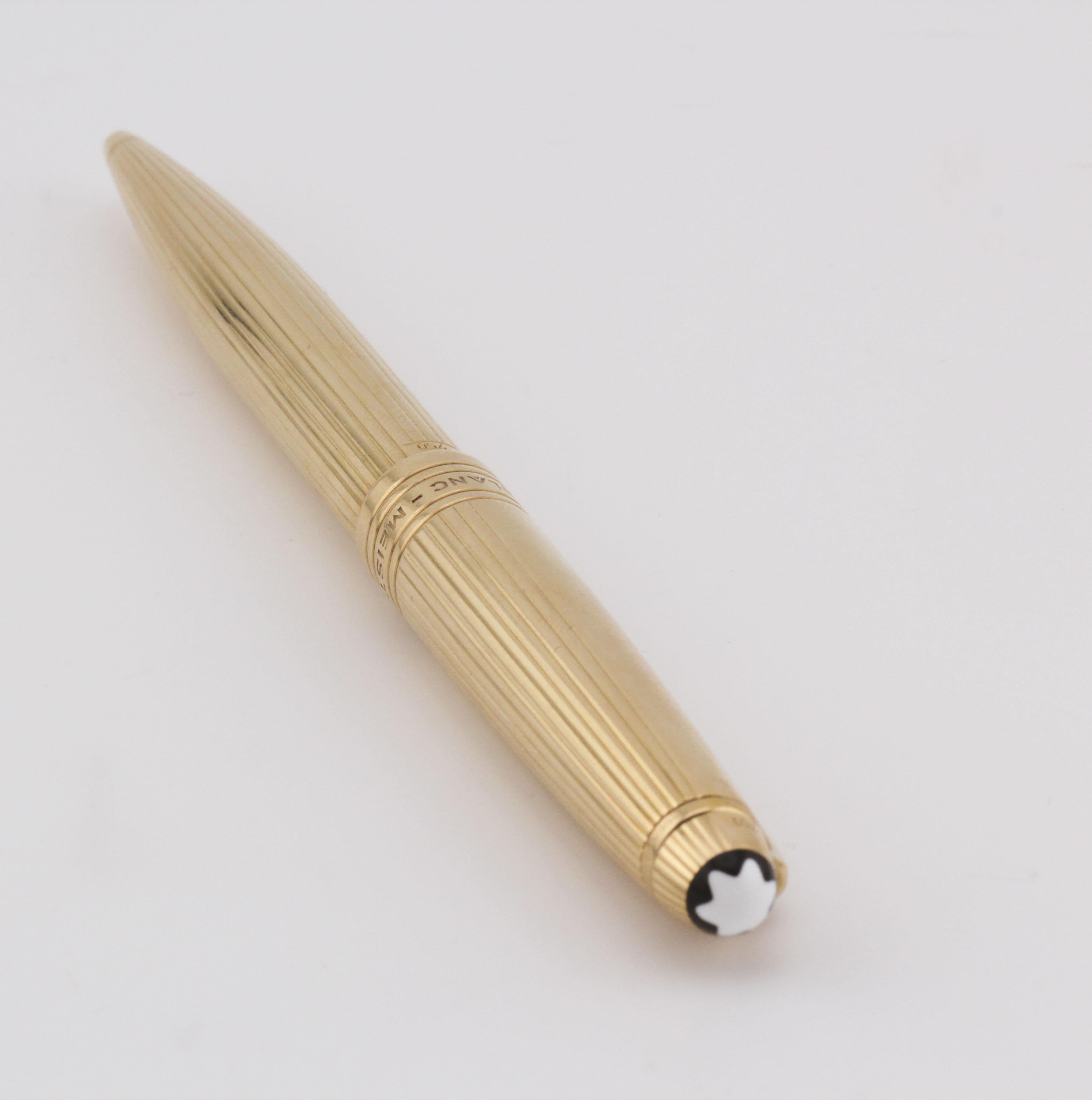 Montblanc MEISTERSTÜCK Stylo à bille en or jaune 18 carats Bon état - En vente à Simpsonville, SC